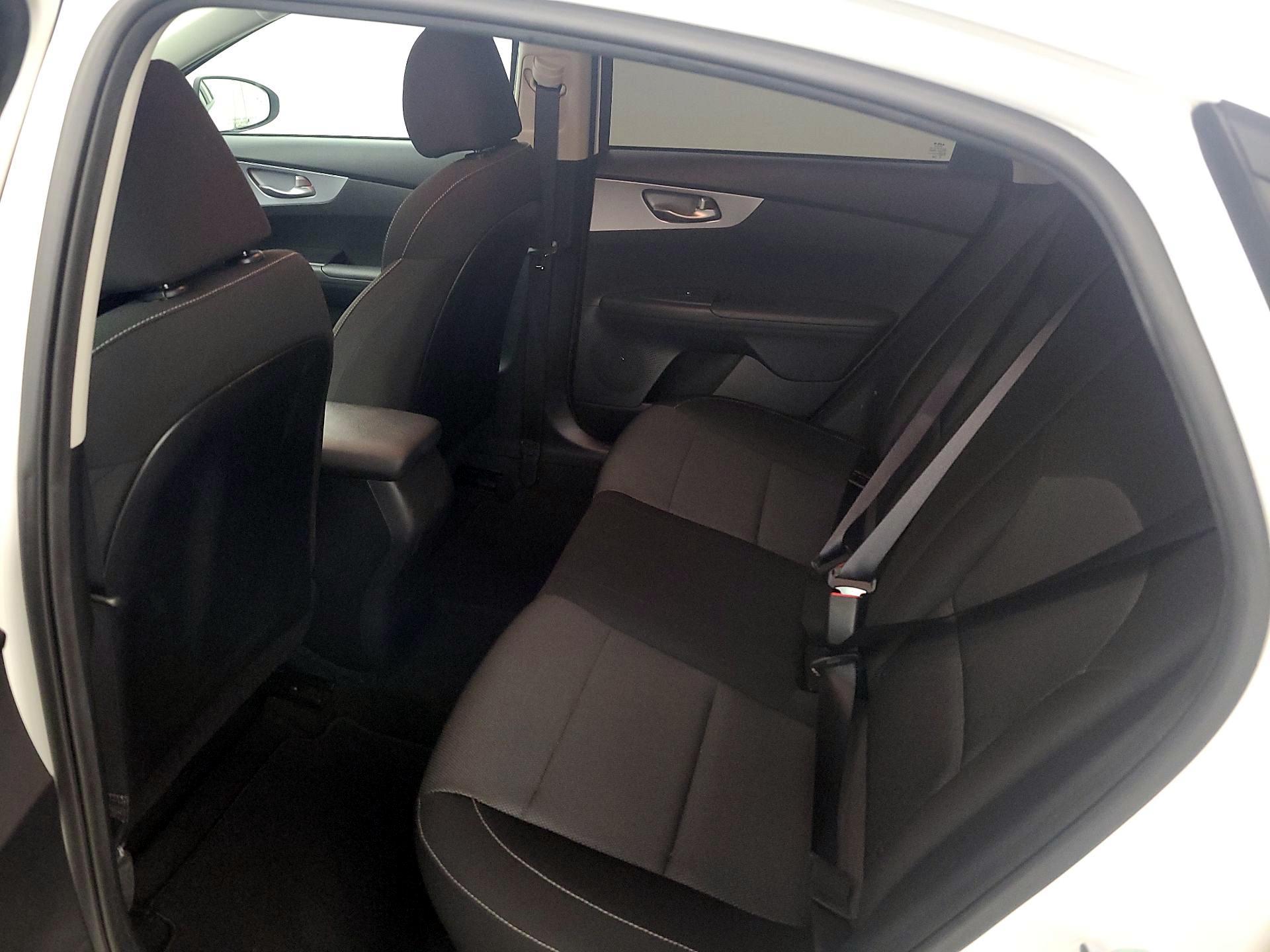 Thumbnail: 2023 Kia Forte - 19