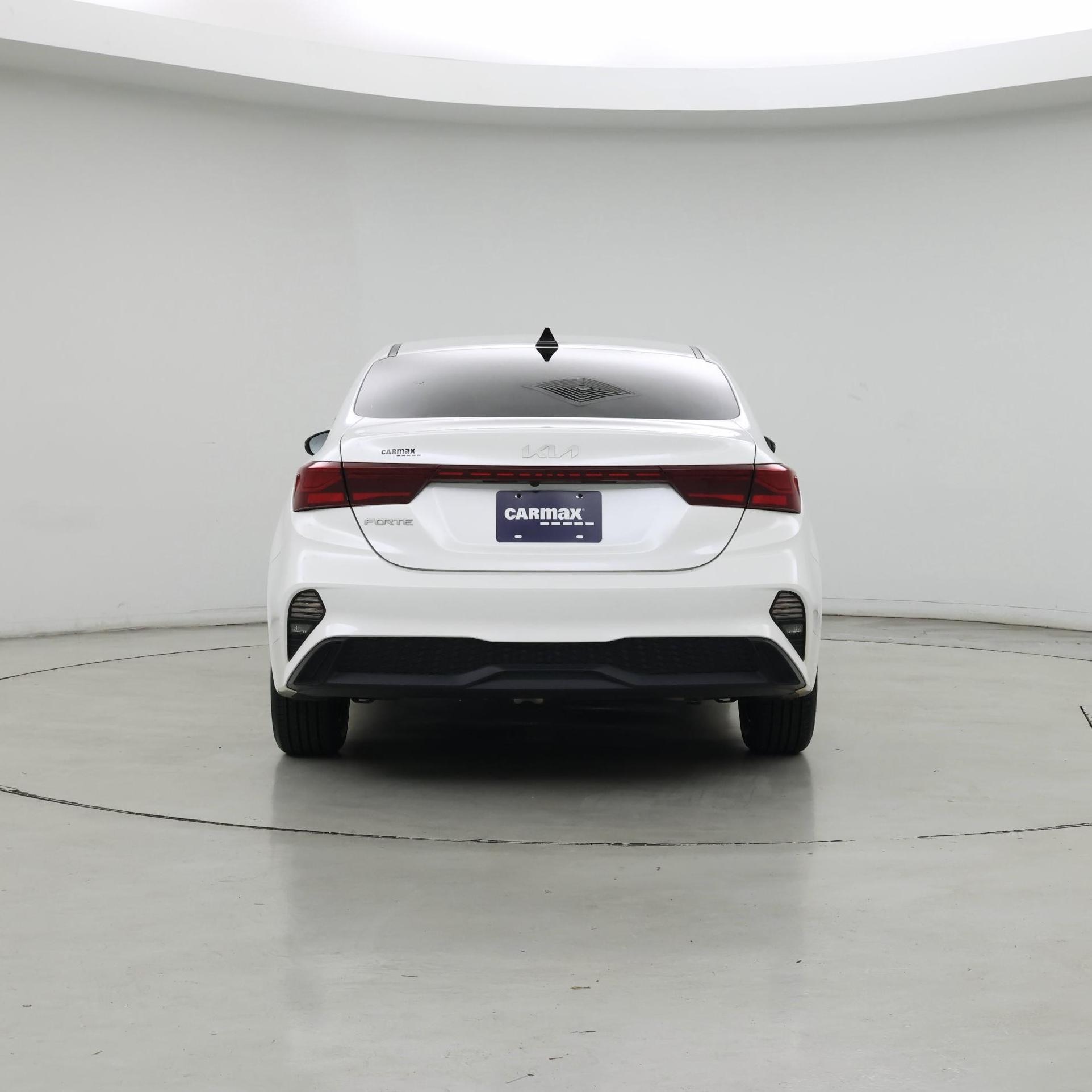 Thumbnail: 2023 Kia Forte - 6