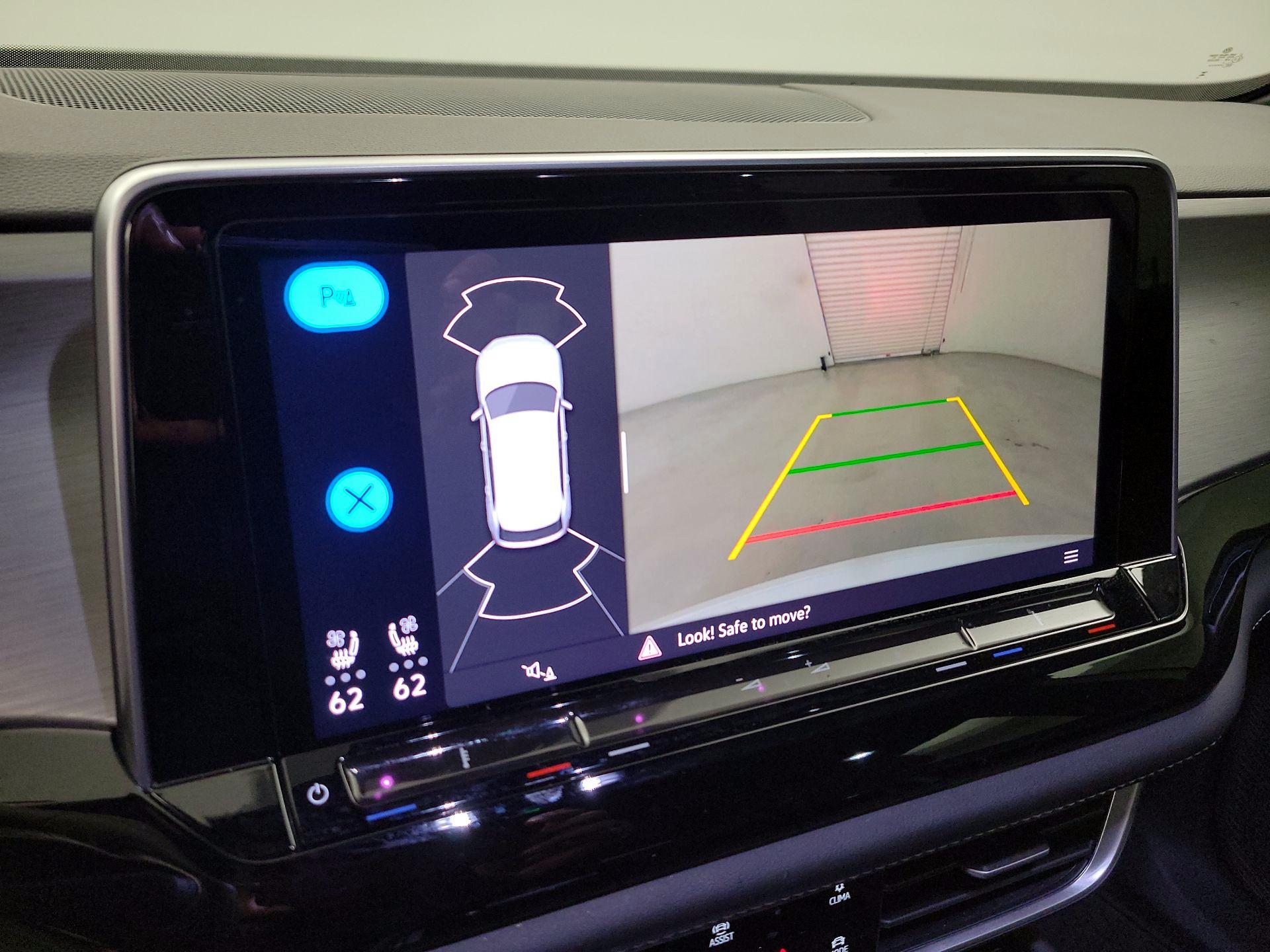 Thumbnail: 2024 Volkswagen Atlas - 15