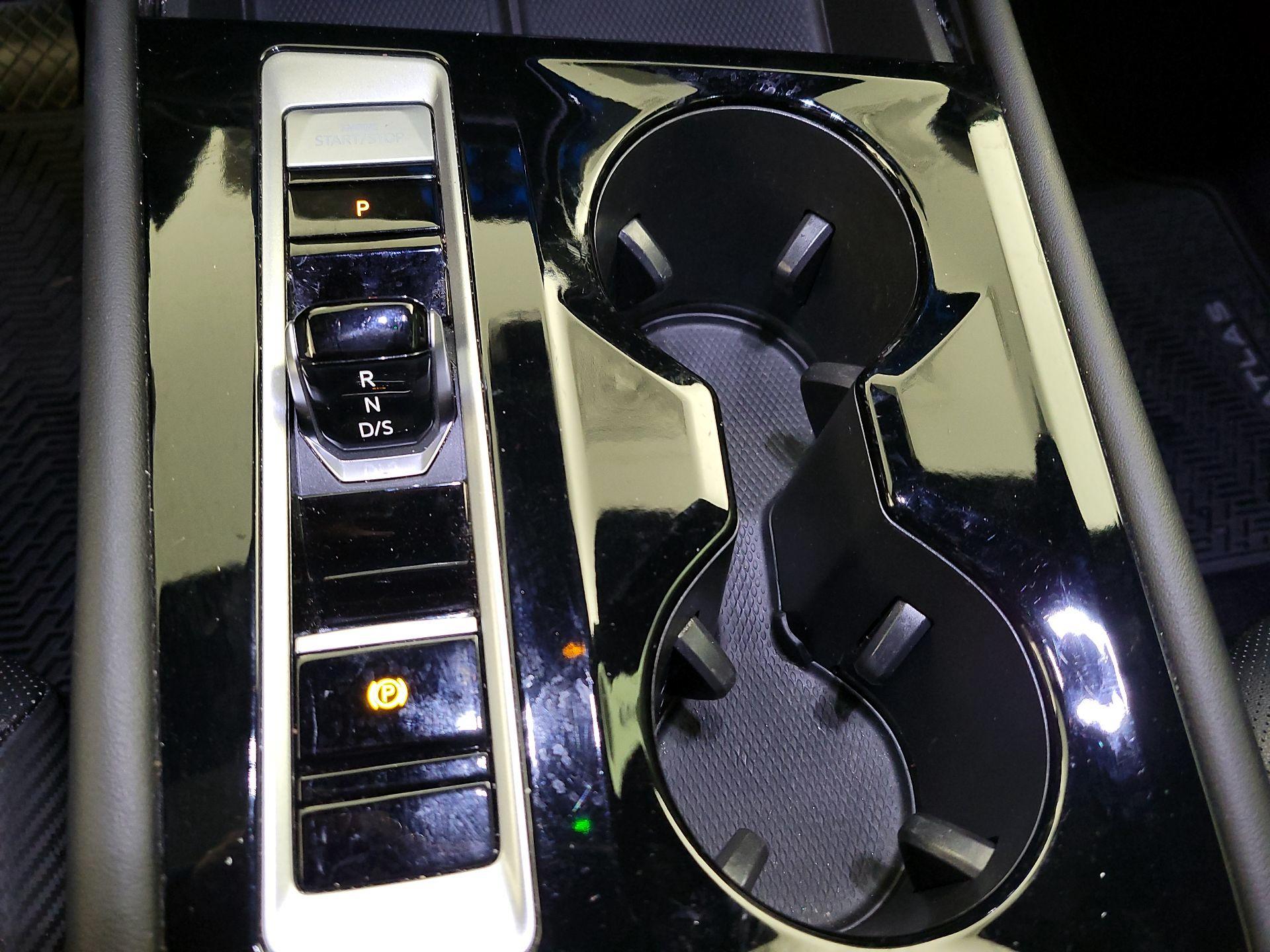 Thumbnail: 2024 Volkswagen Atlas - 18