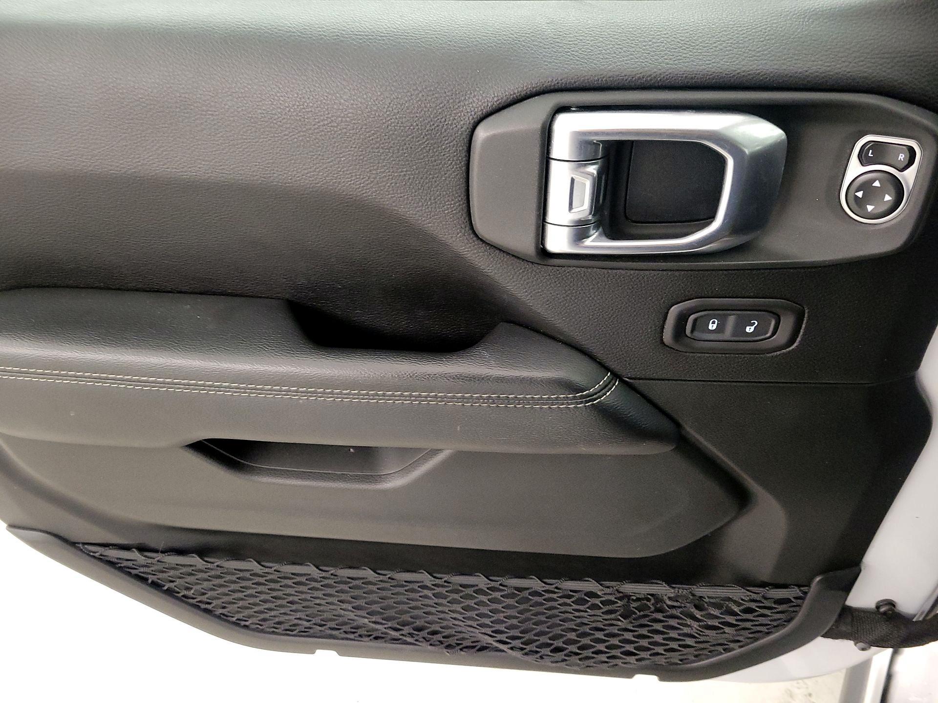 Thumbnail: 2020 Jeep Gladiator - 12