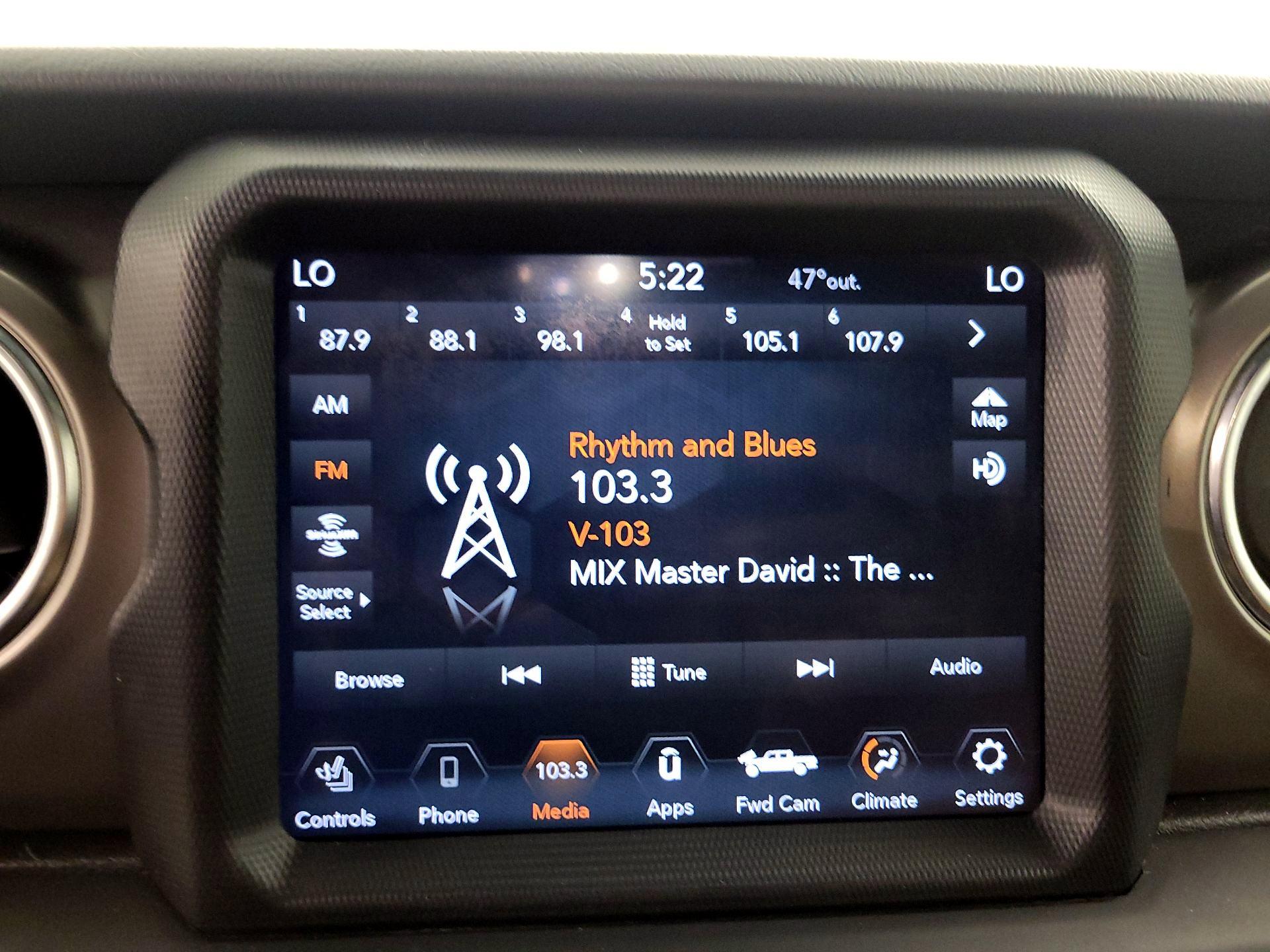 Thumbnail: 2020 Jeep Gladiator - 15