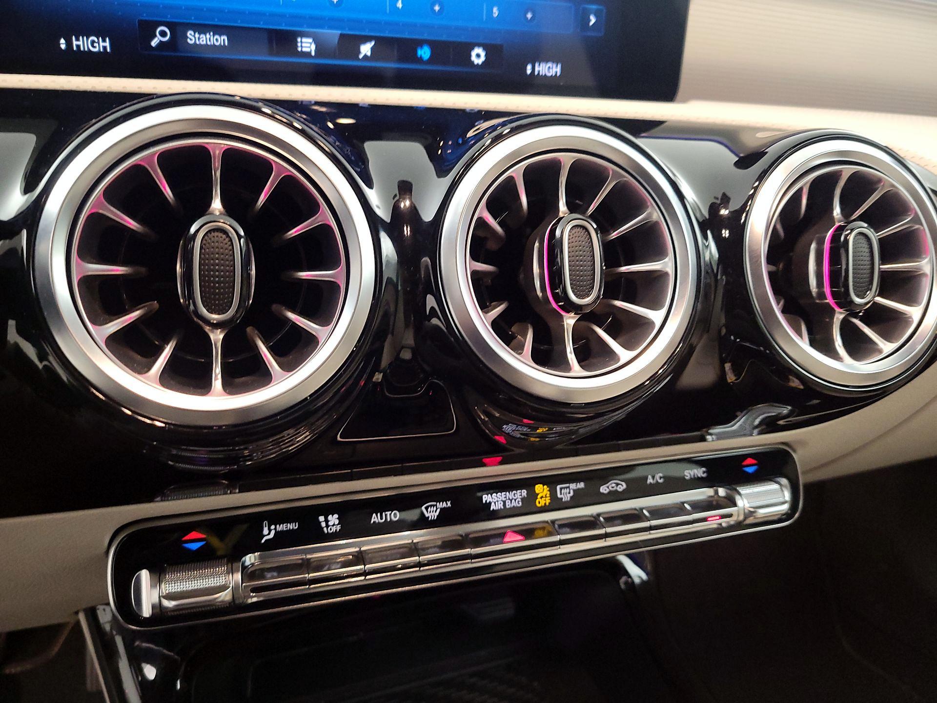 Thumbnail: 2022 Mercedes-Benz CLA - 16