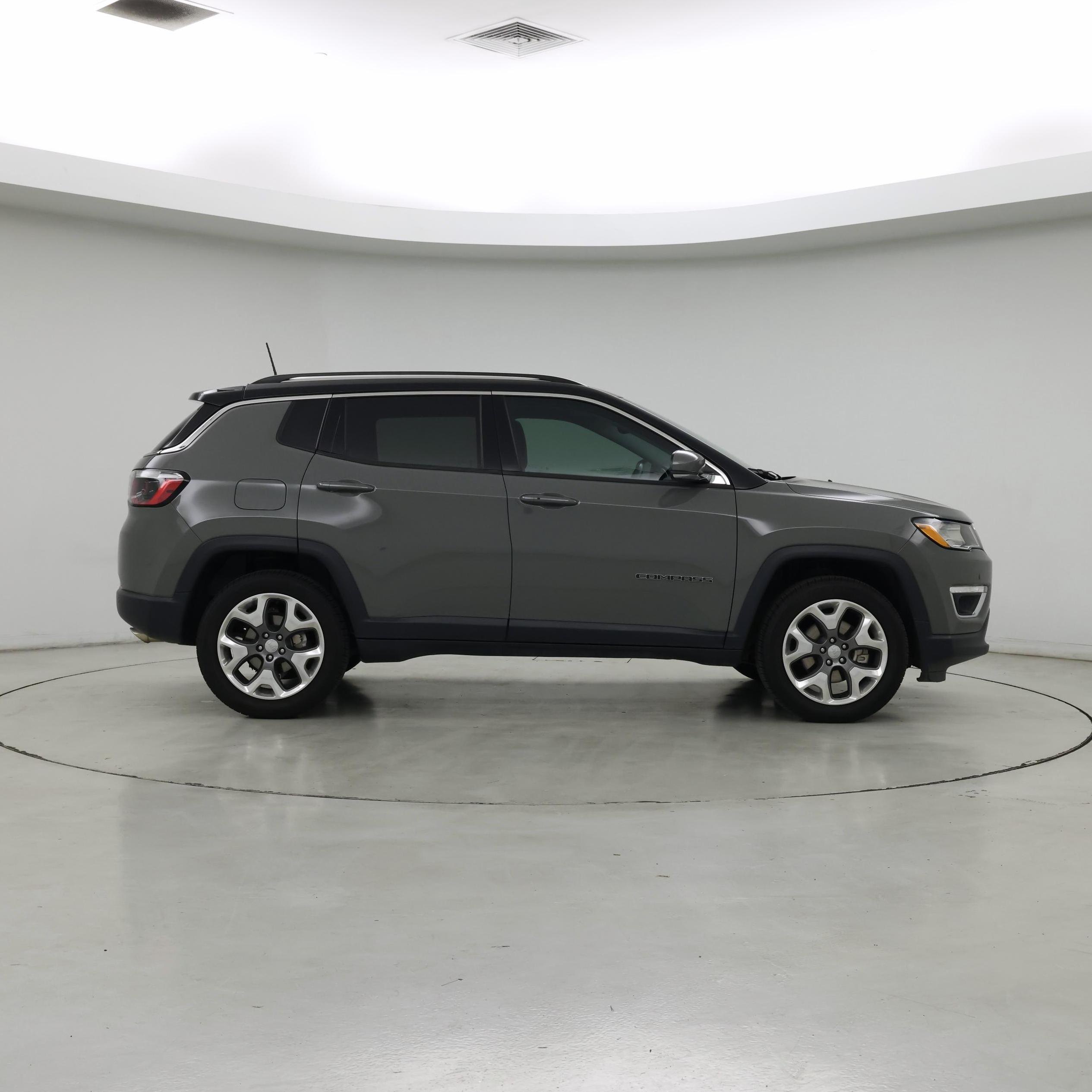 Thumbnail: 2021 Jeep Compass - 7