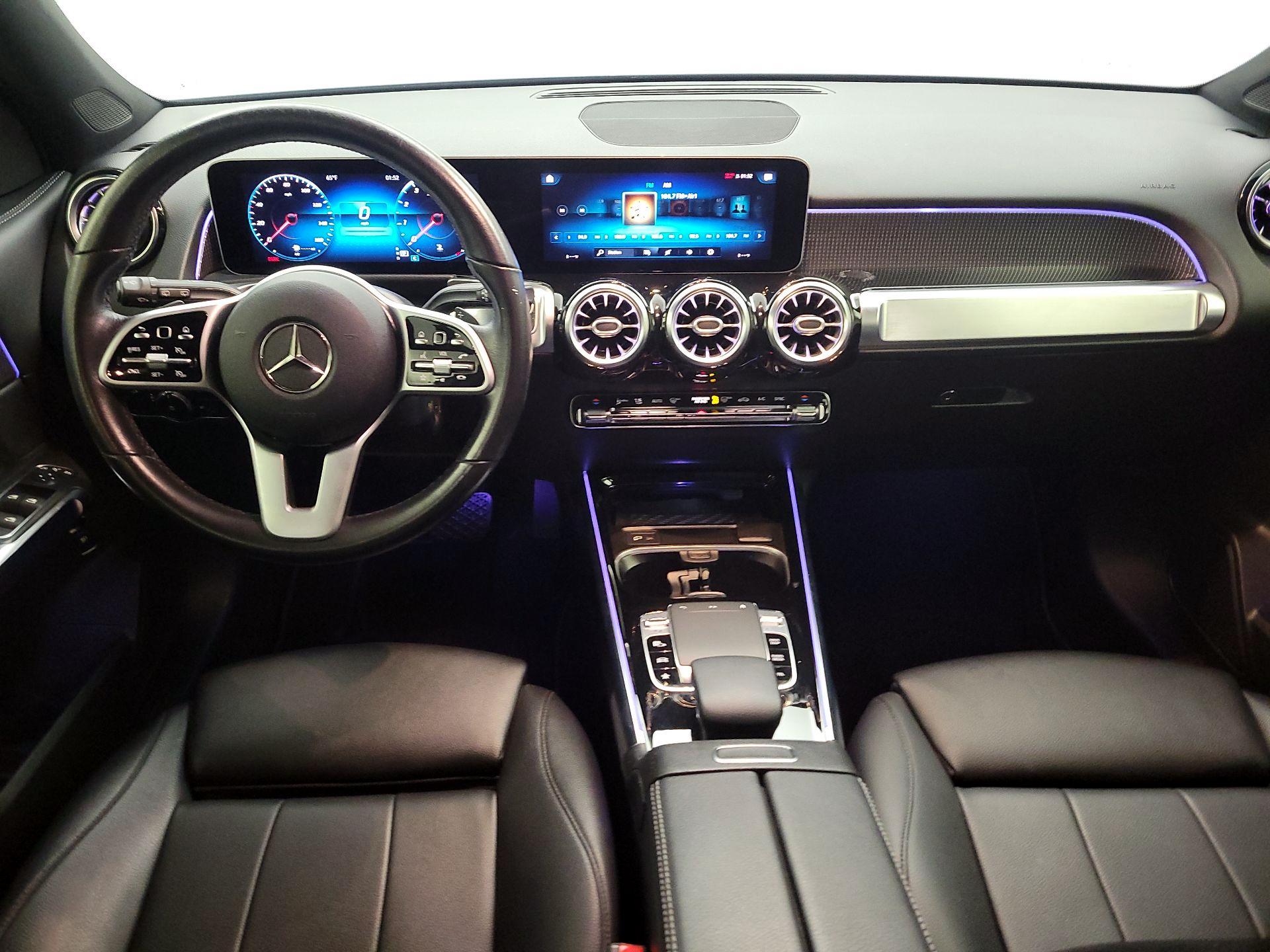 Thumbnail: 2020 Mercedes-Benz GLB - 9