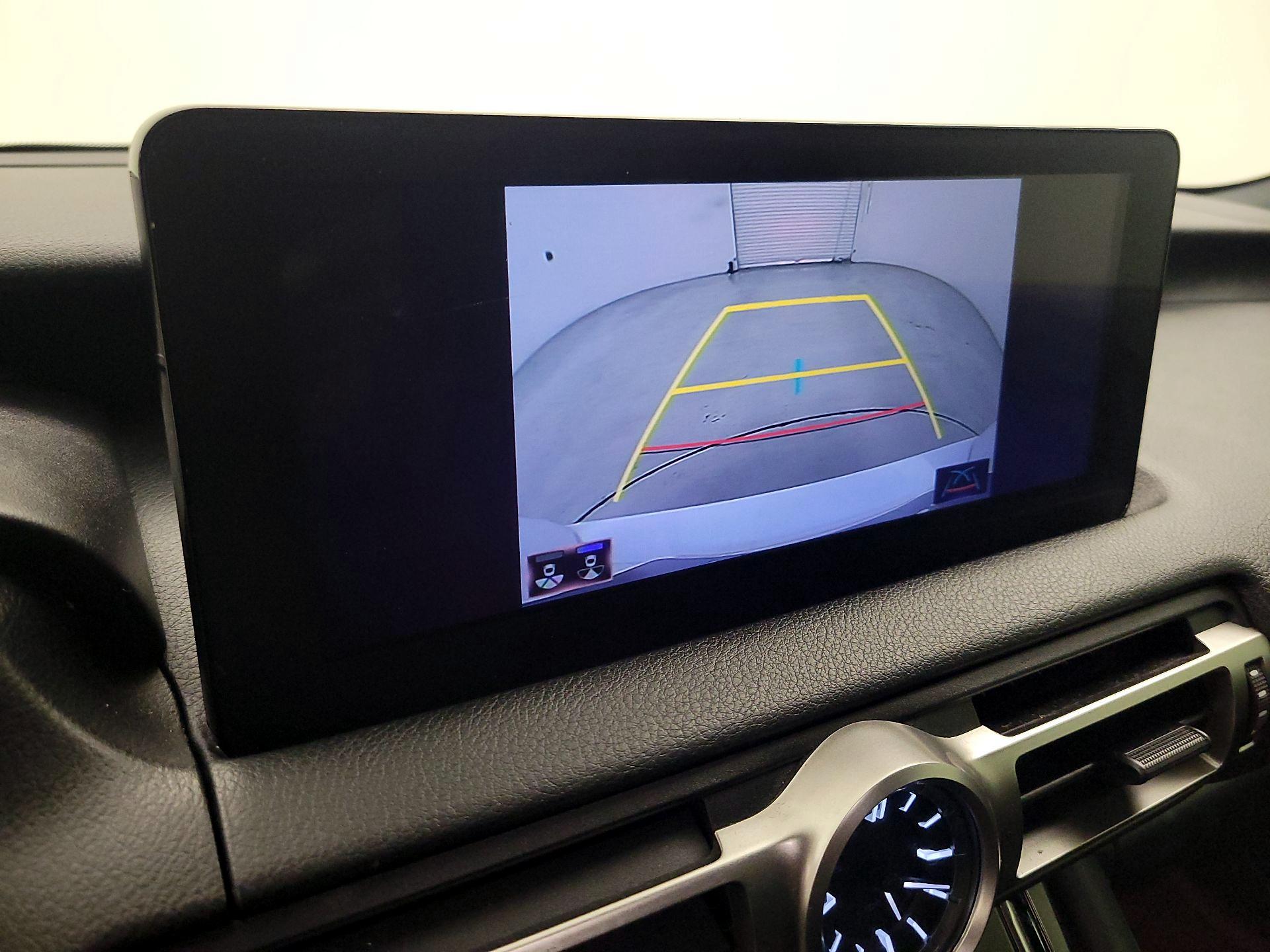 Thumbnail: 2022 Lexus IS - 14