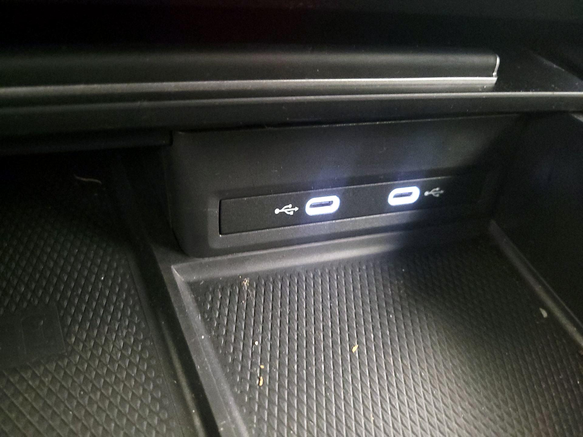 Thumbnail: 2024 Volkswagen Atlas - 18