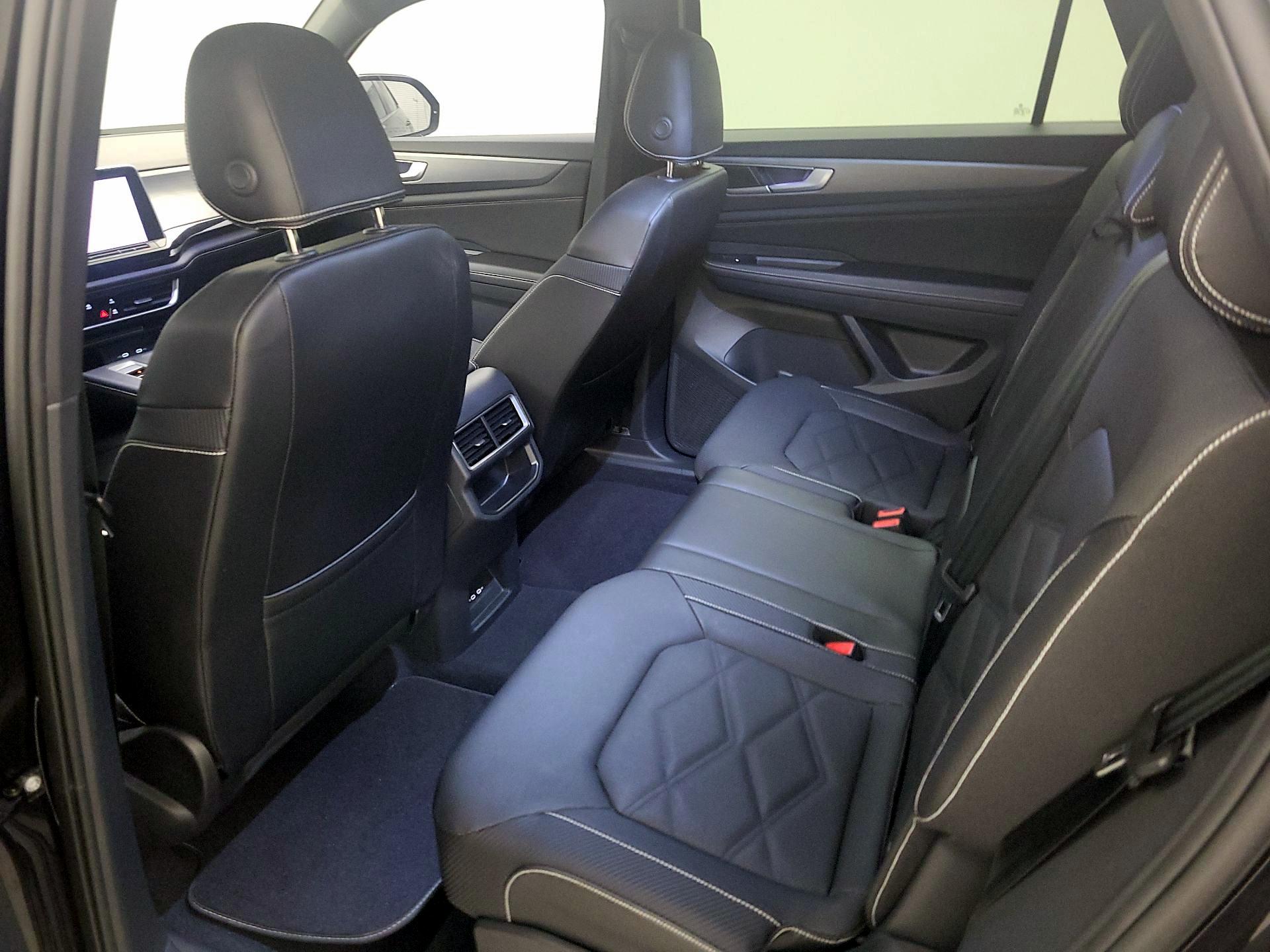 Thumbnail: 2024 Volkswagen Atlas - 19