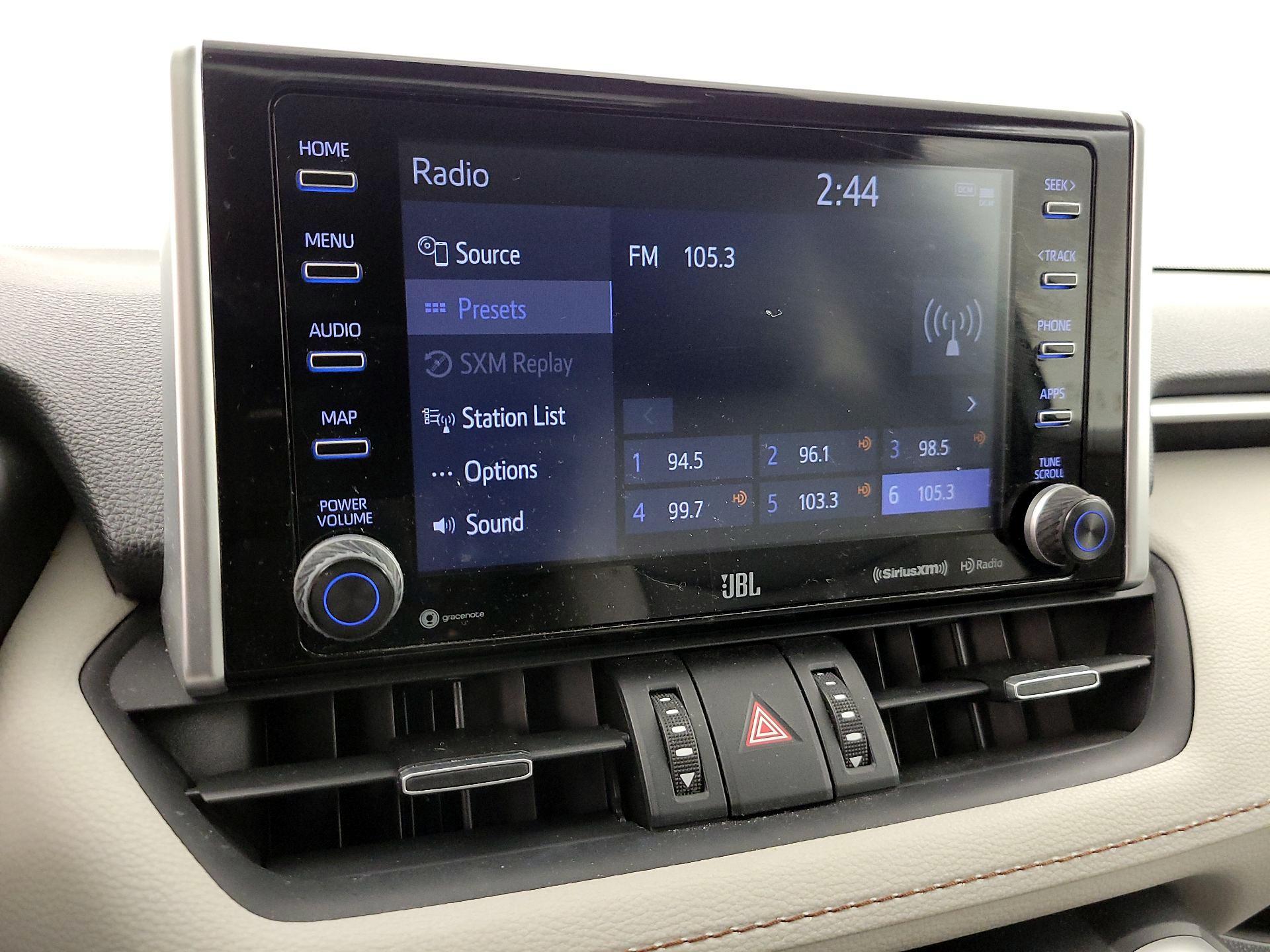 Thumbnail: 2021 Toyota RAV4 - 16