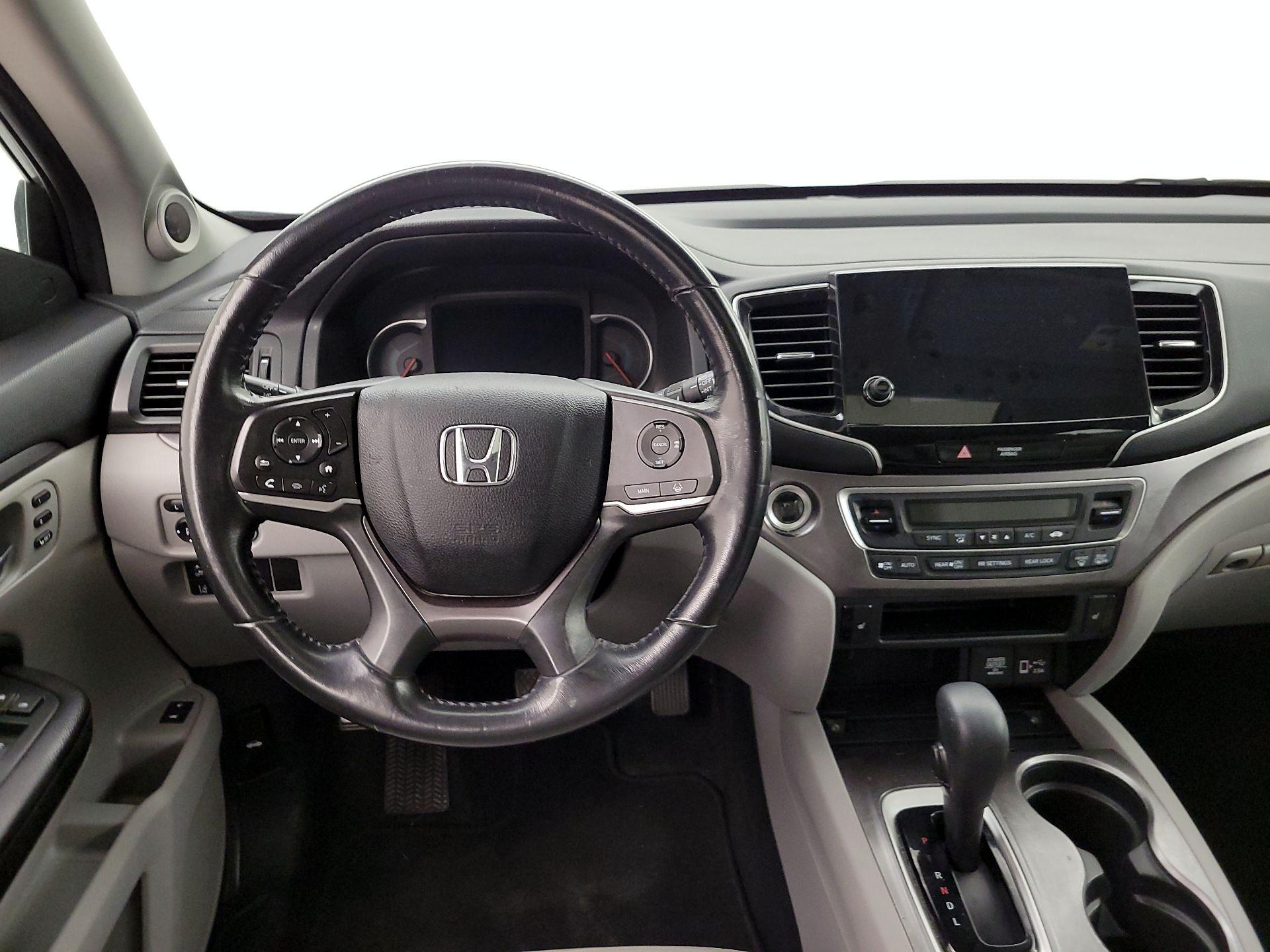 Thumbnail: 2019 Honda Pilot - 10