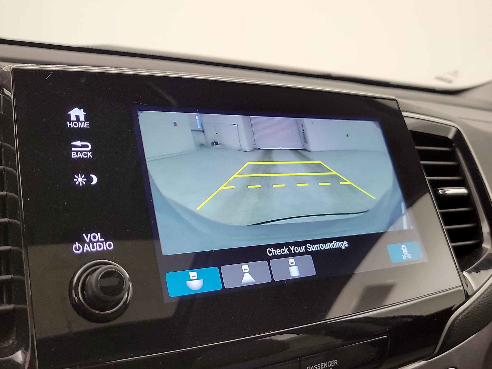 Thumbnail: 2019 Honda Pilot - 14