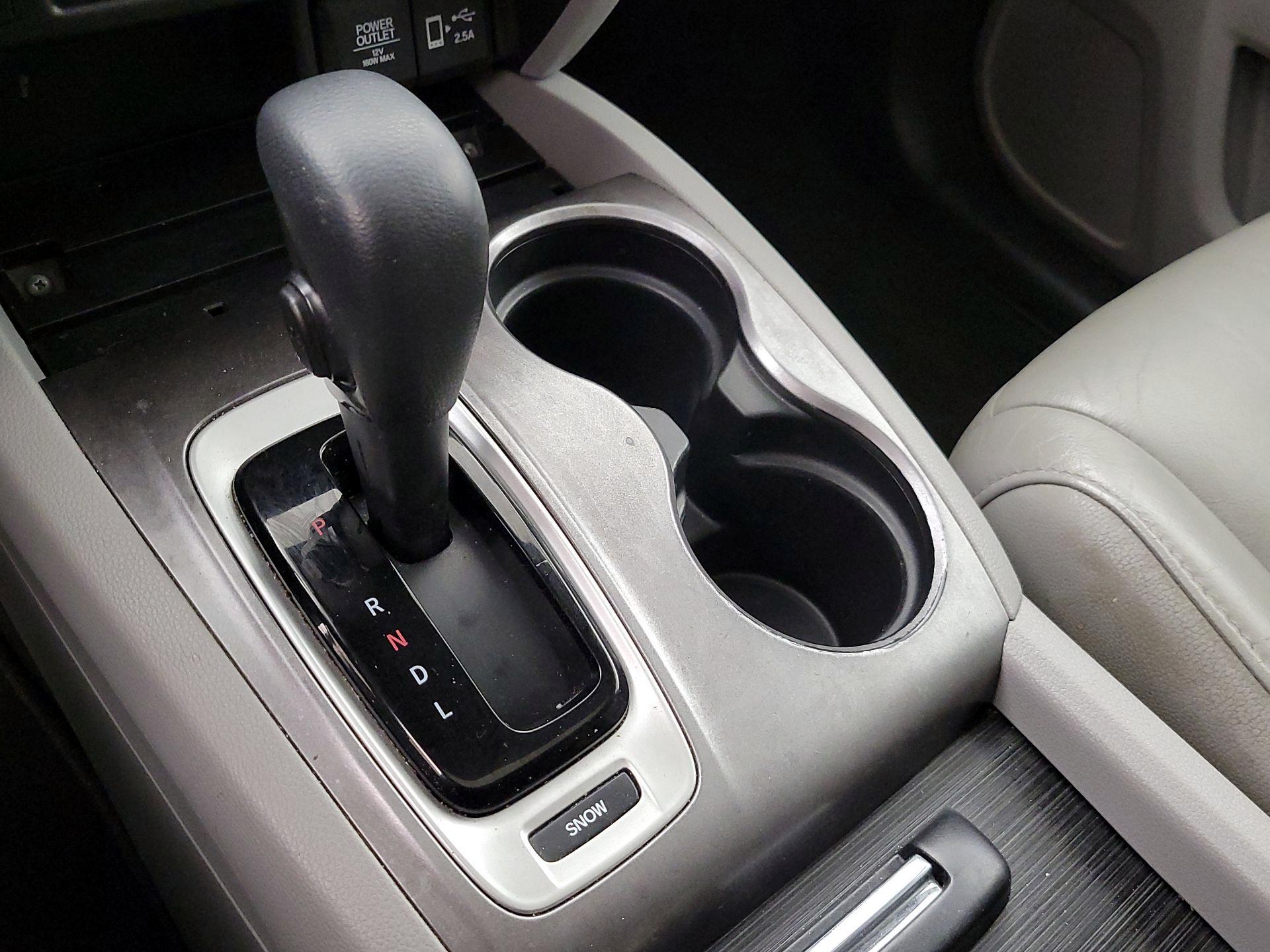 Thumbnail: 2019 Honda Pilot - 17