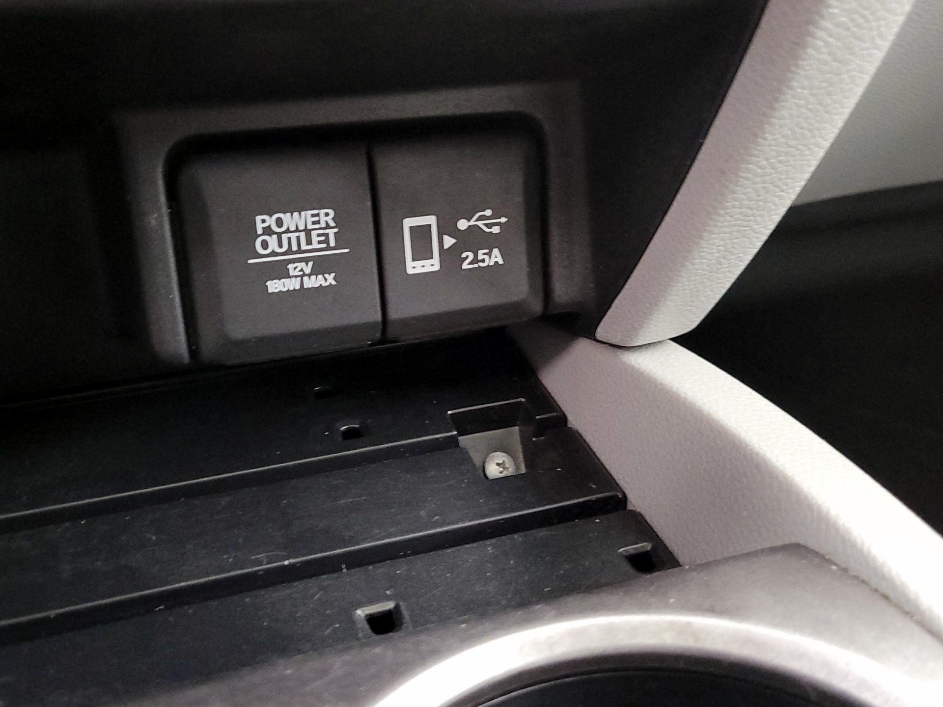 Thumbnail: 2019 Honda Pilot - 18