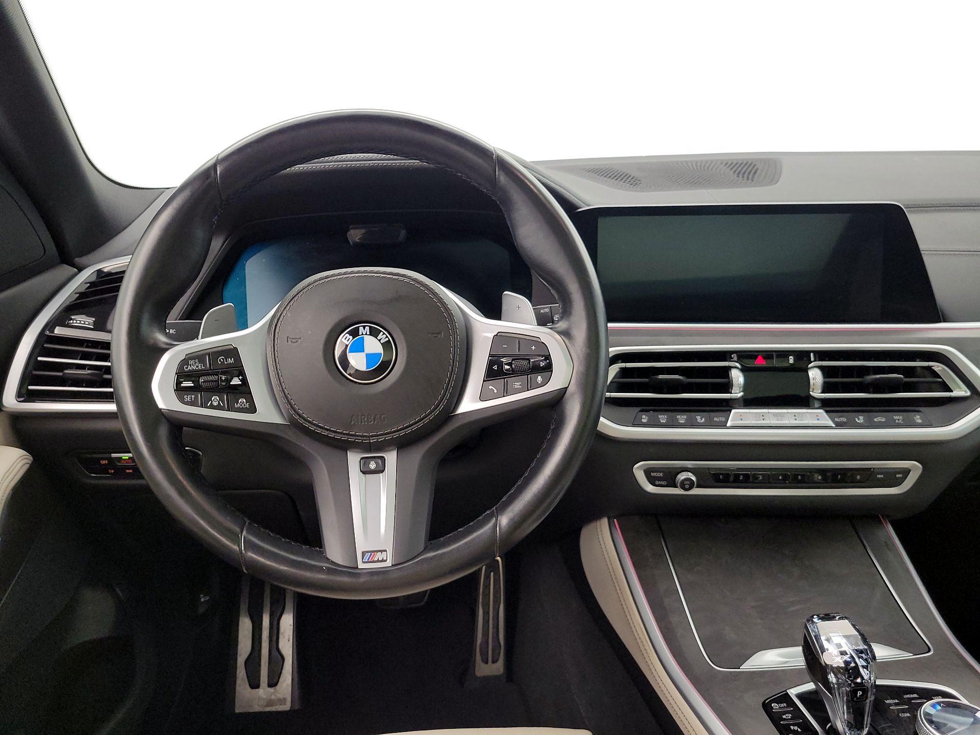 Thumbnail: 2022 BMW X5 - 10