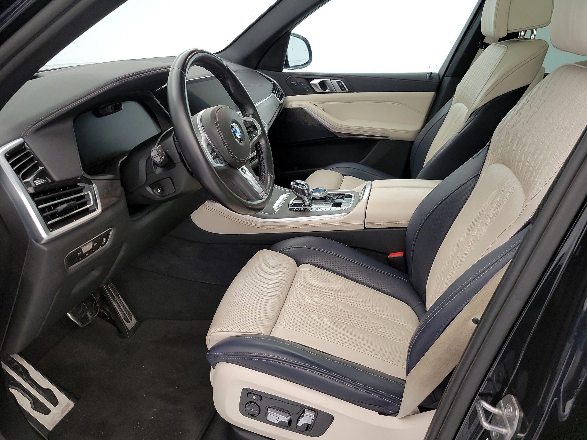 Thumbnail: 2022 BMW X5 - 11