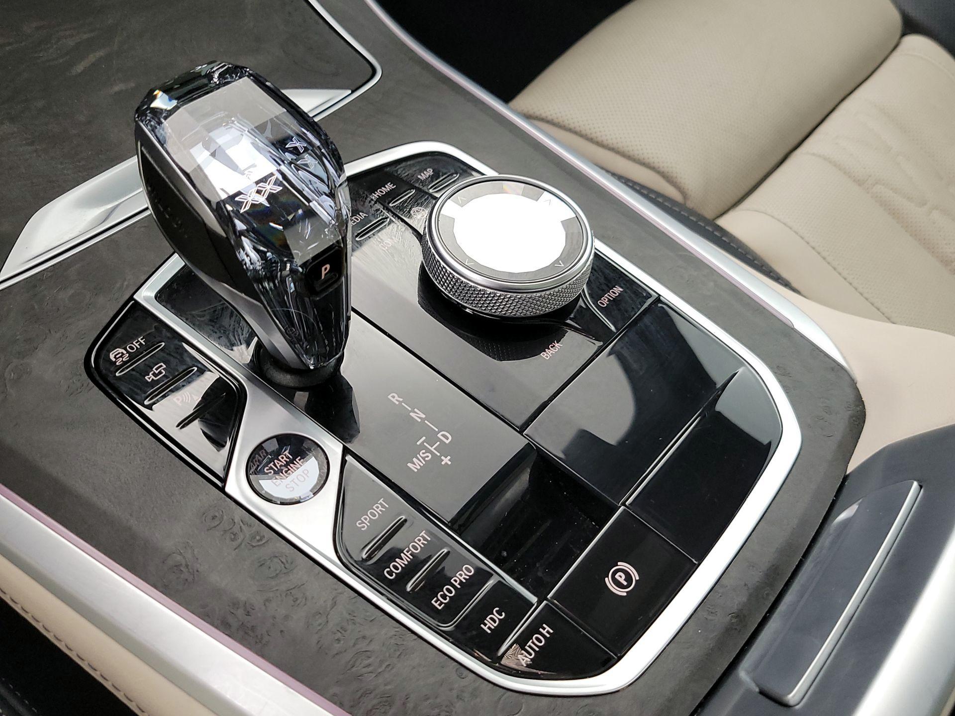 Thumbnail: 2022 BMW X5 - 18