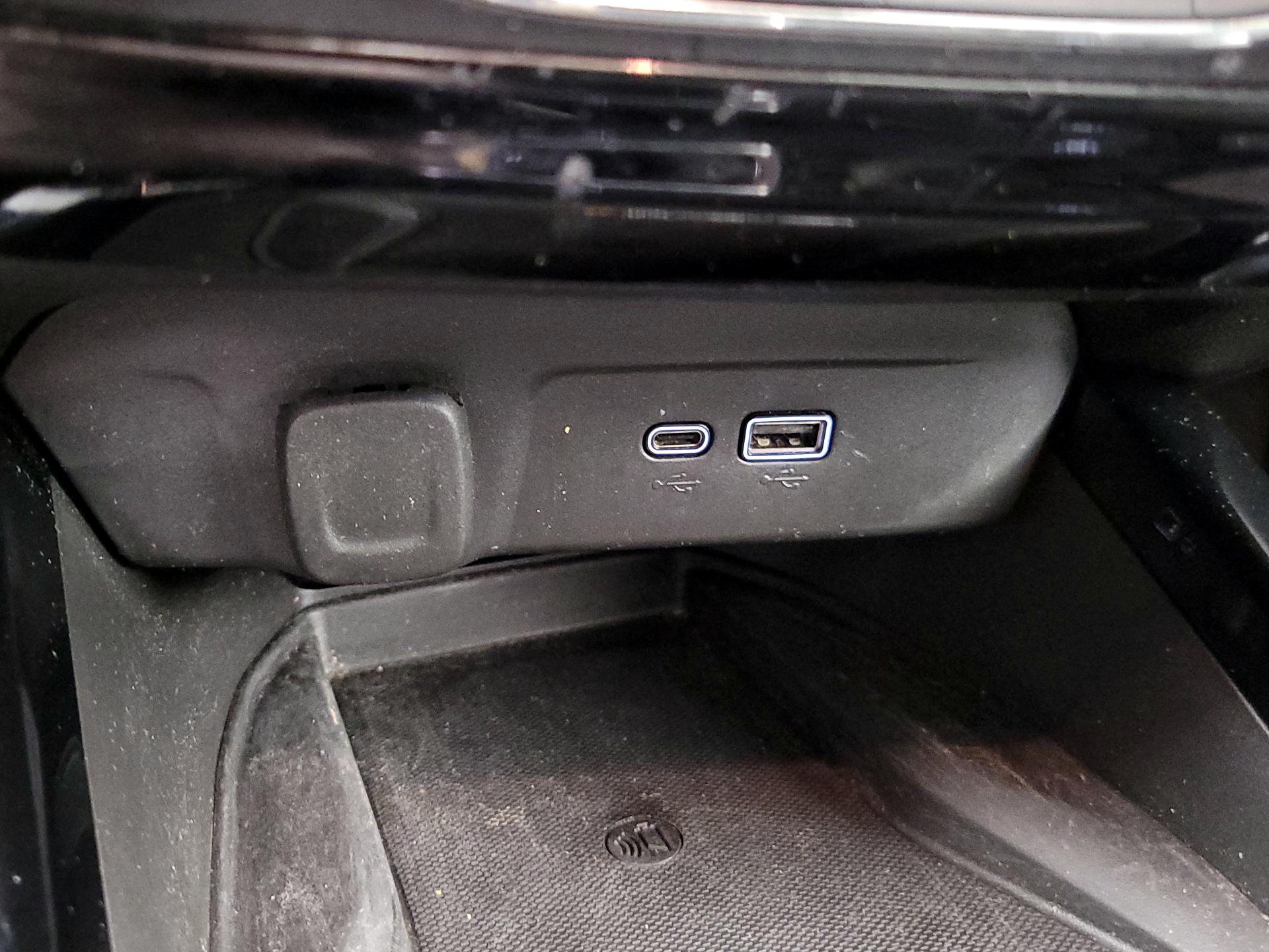 Thumbnail: 2025 Chevrolet Trax - 18