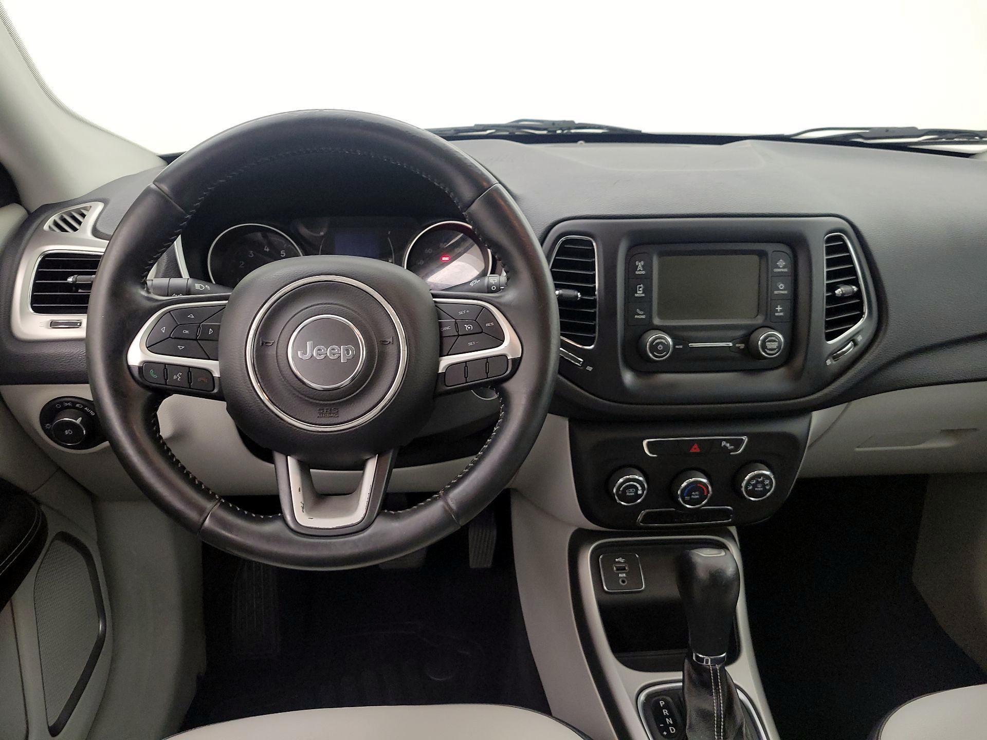 Thumbnail: 2018 Jeep Compass - 10