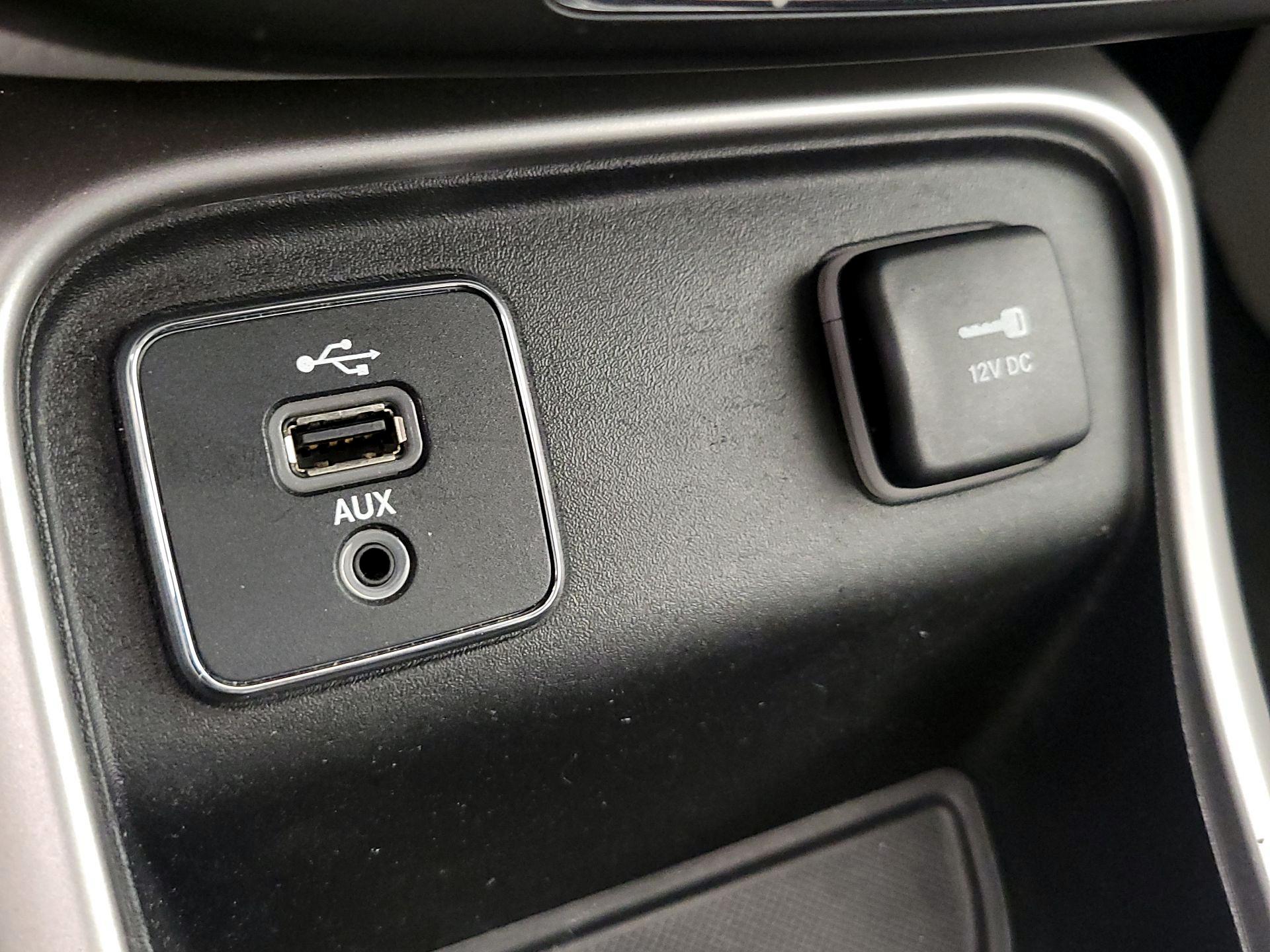 Thumbnail: 2018 Jeep Compass - 18