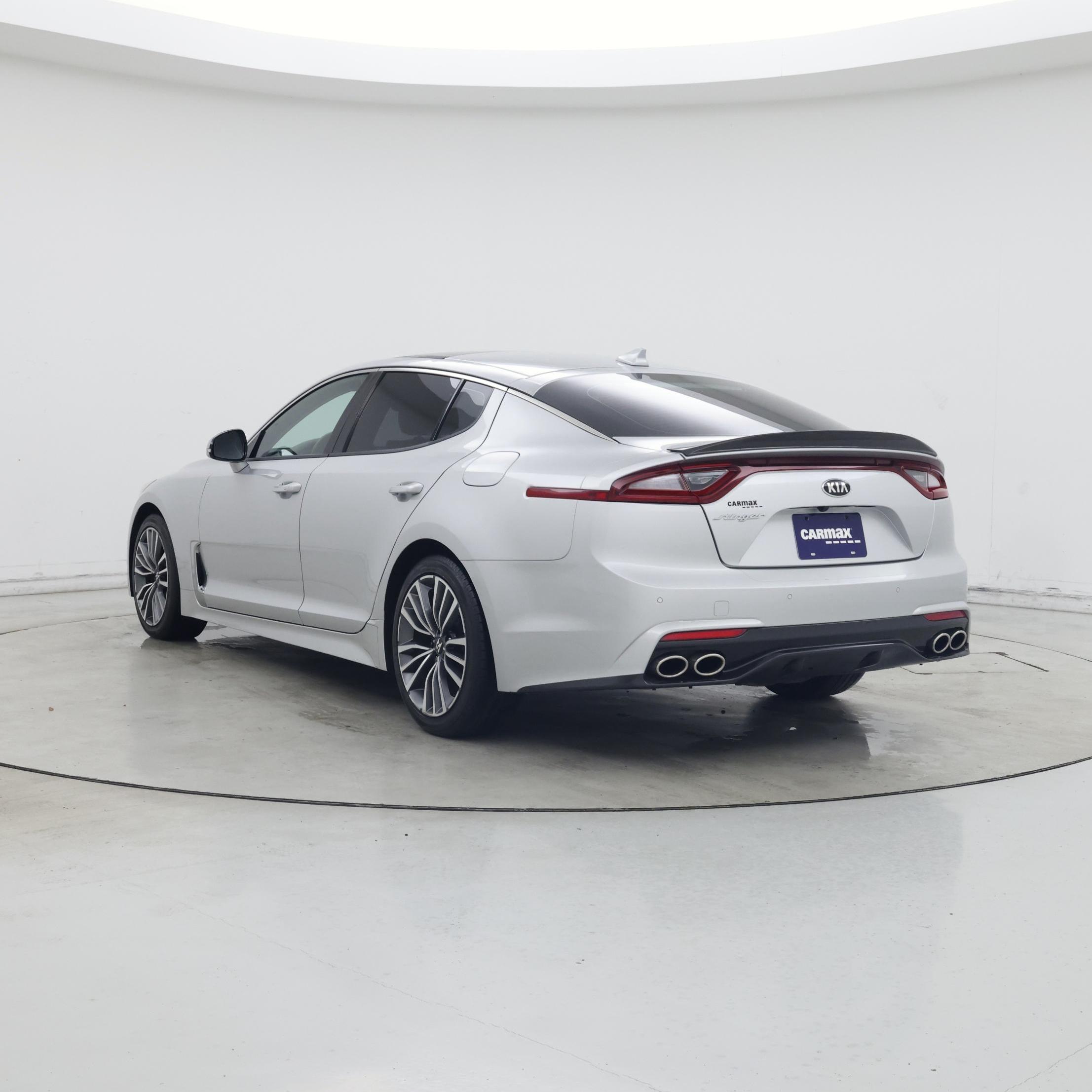 Thumbnail: 2018 Kia Stinger - 2