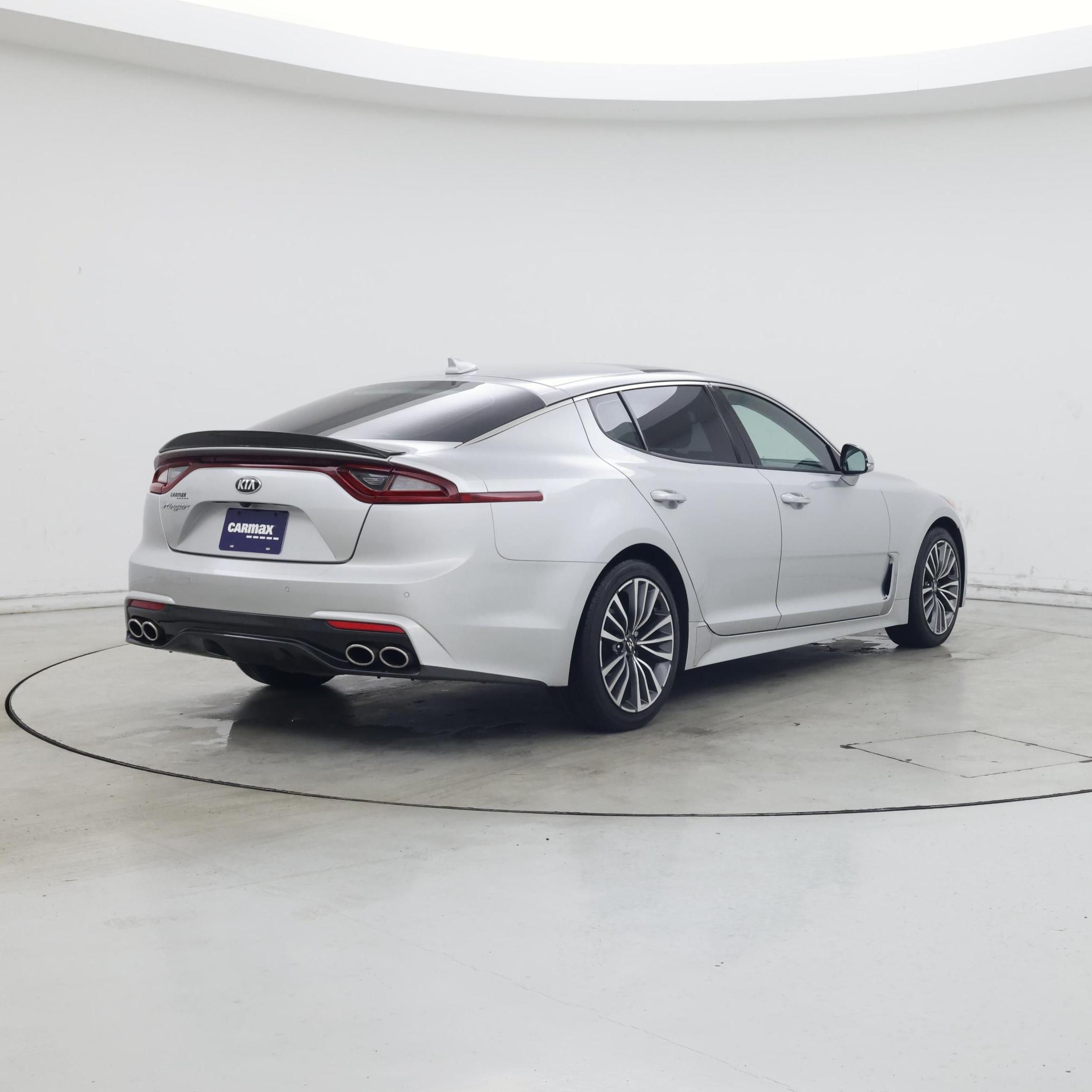 Thumbnail: 2018 Kia Stinger - 8