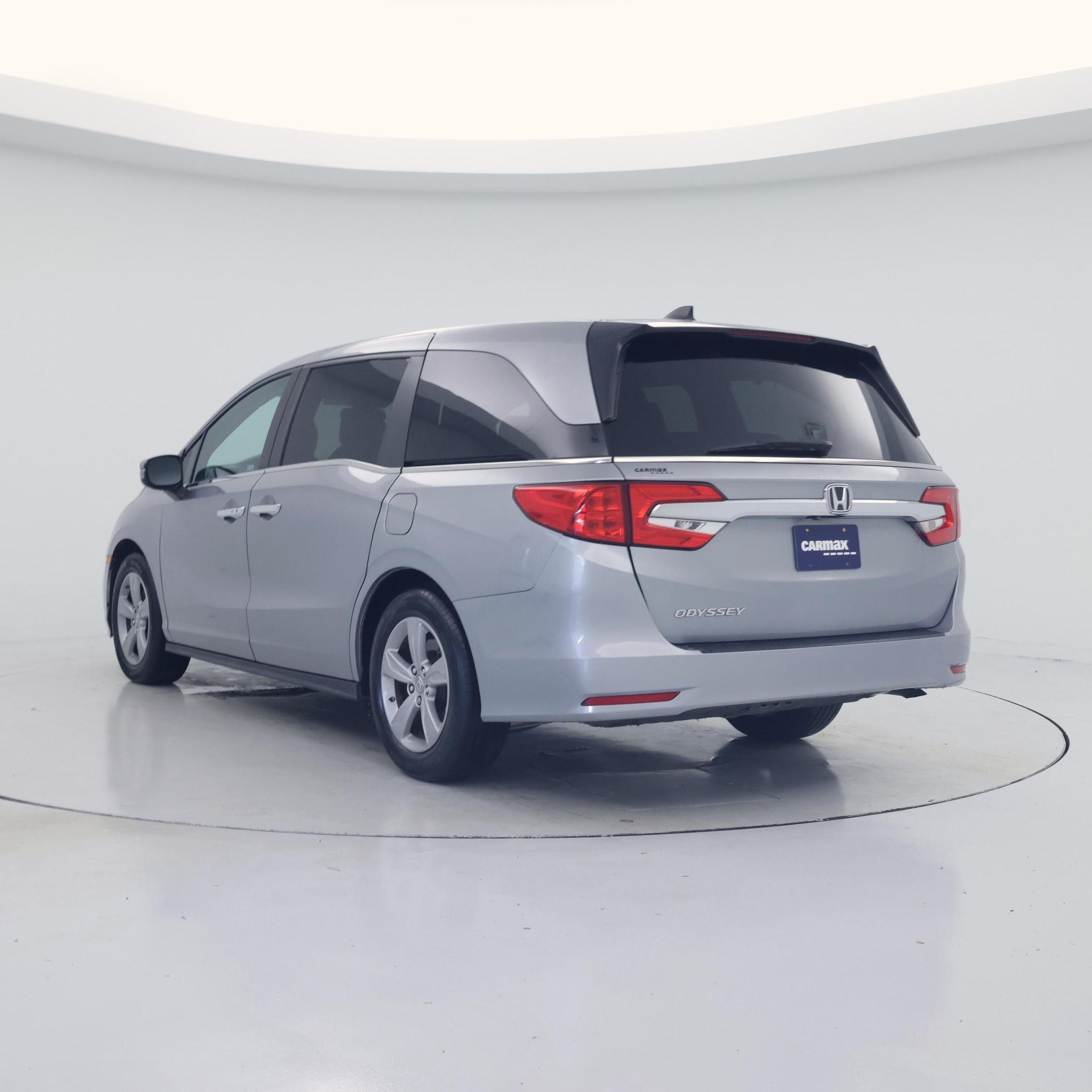 Thumbnail: 2019 Honda Odyssey - 2