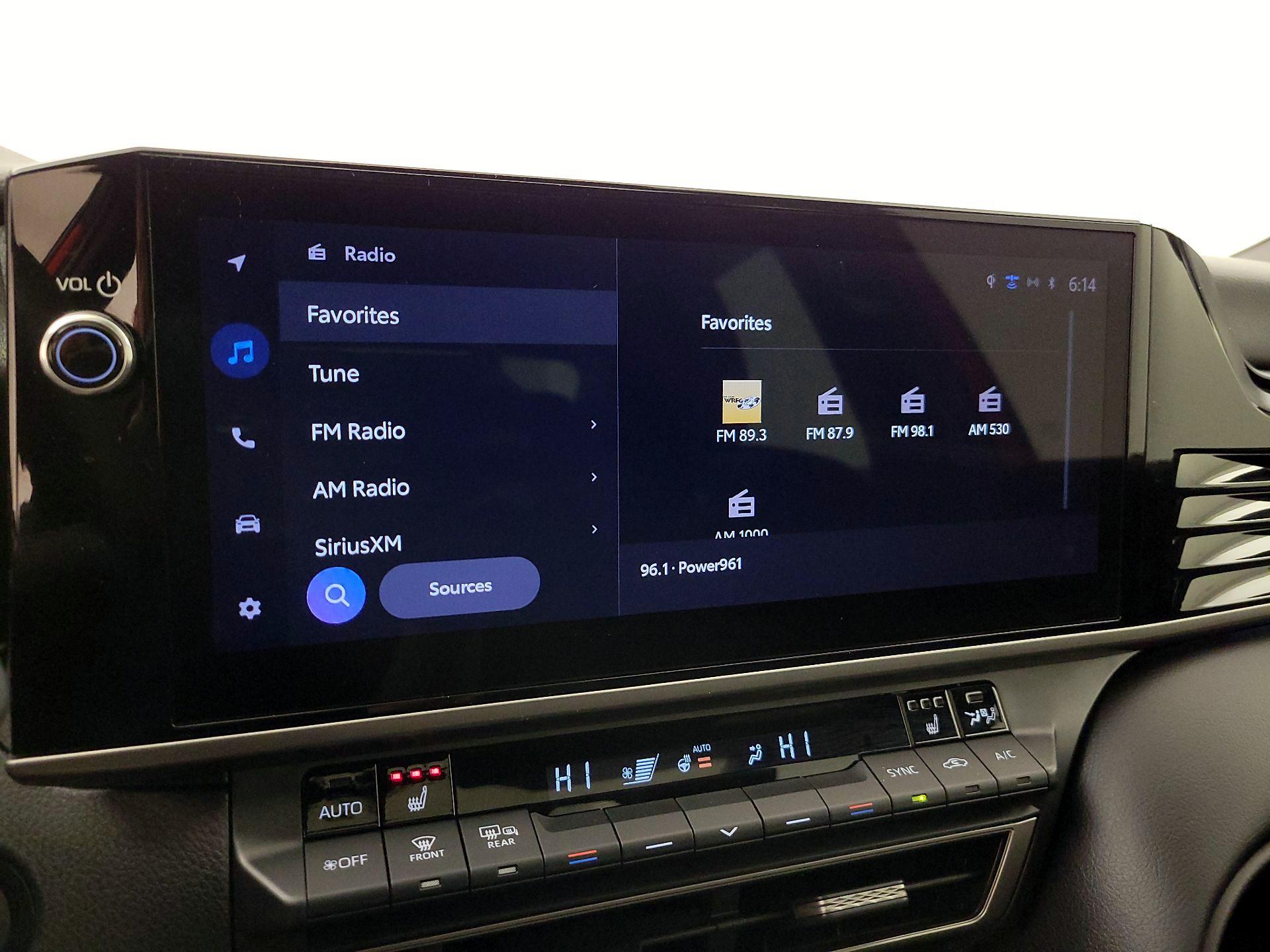 Thumbnail: 2025 Toyota Camry - 16