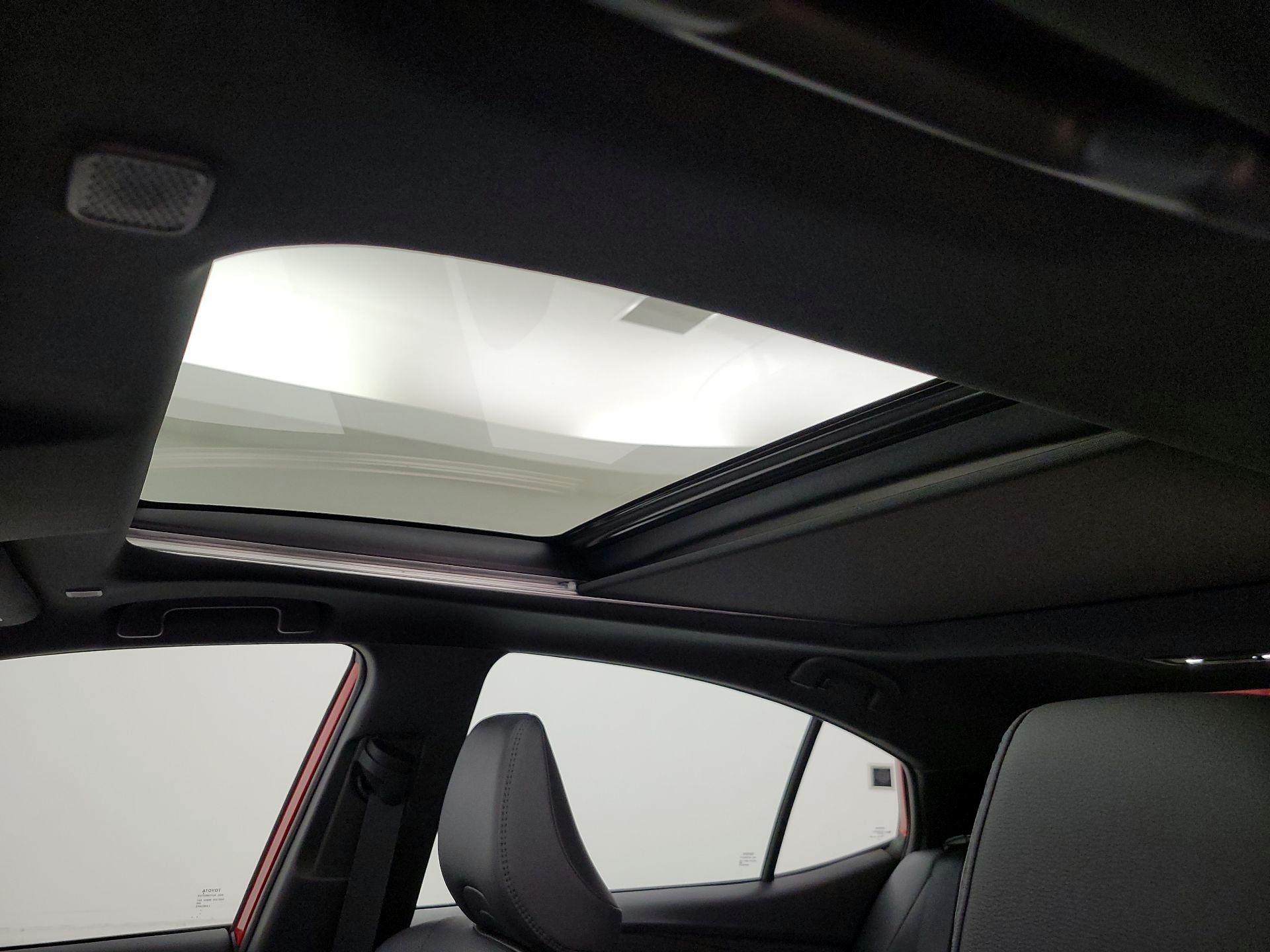 Thumbnail: 2025 Toyota Camry - 20