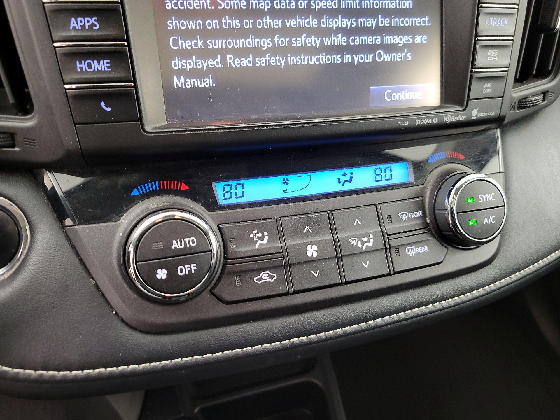 Thumbnail: 2018 Toyota RAV4 - 16