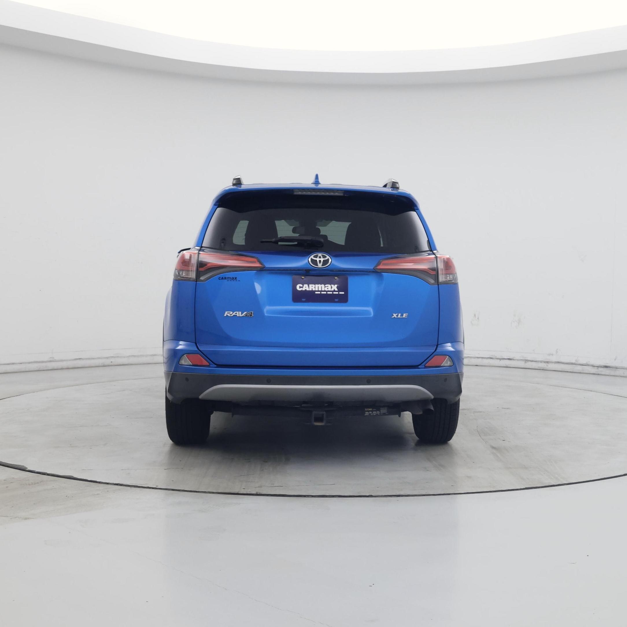 Thumbnail: 2018 Toyota RAV4 - 6