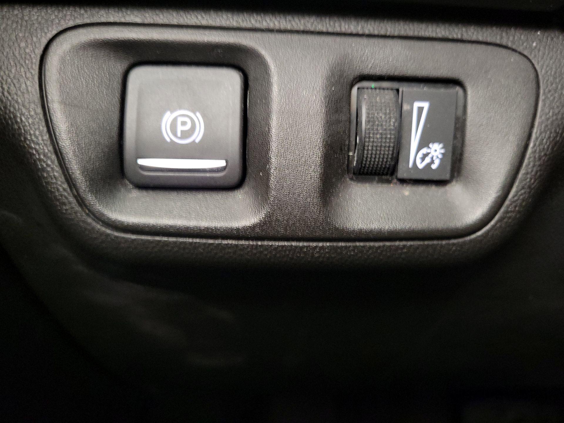 Thumbnail: 2021 GMC Acadia - 13