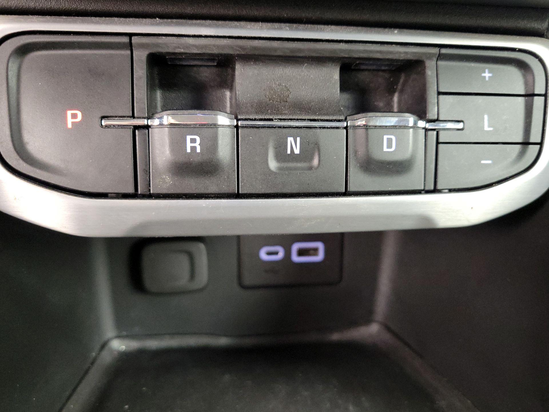 Thumbnail: 2021 GMC Acadia - 17