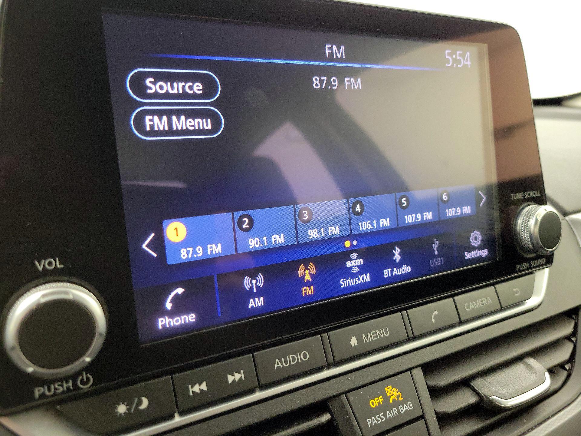 Thumbnail: 2023 Nissan Altima - 15