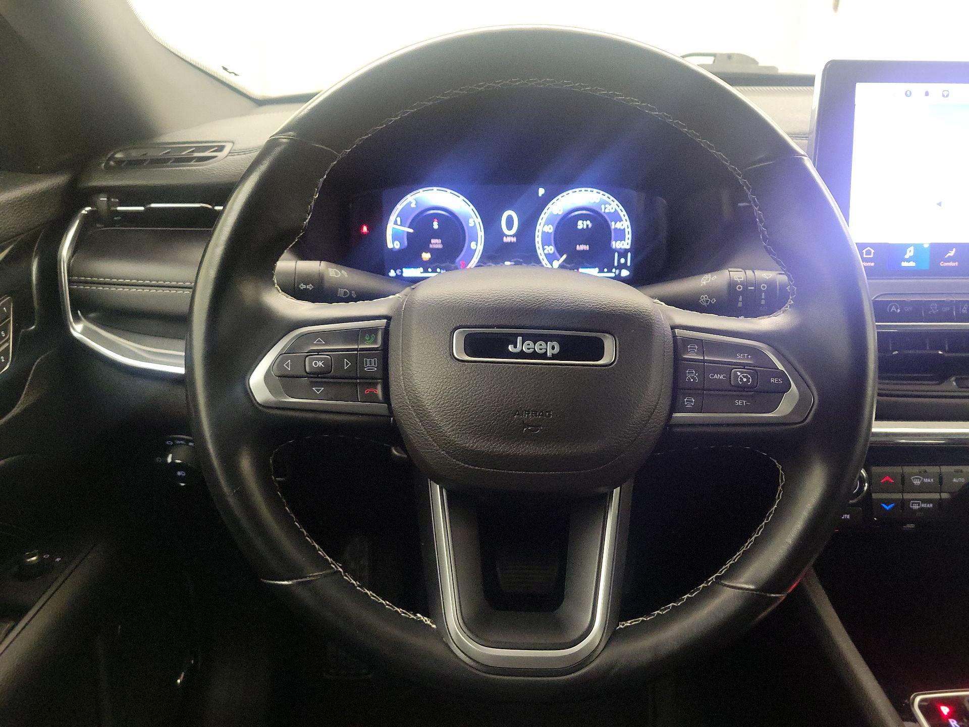 Thumbnail: 2022 Jeep Compass - 10