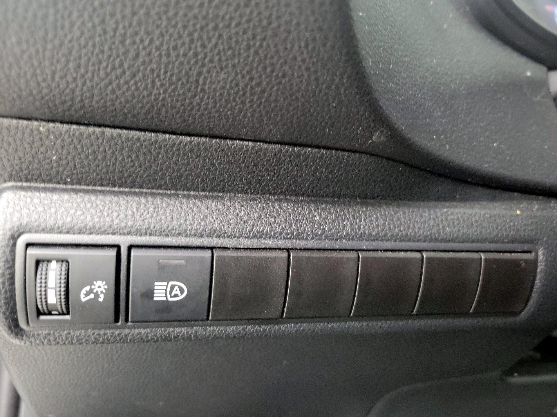 Thumbnail: 2024 Toyota Corolla - 13