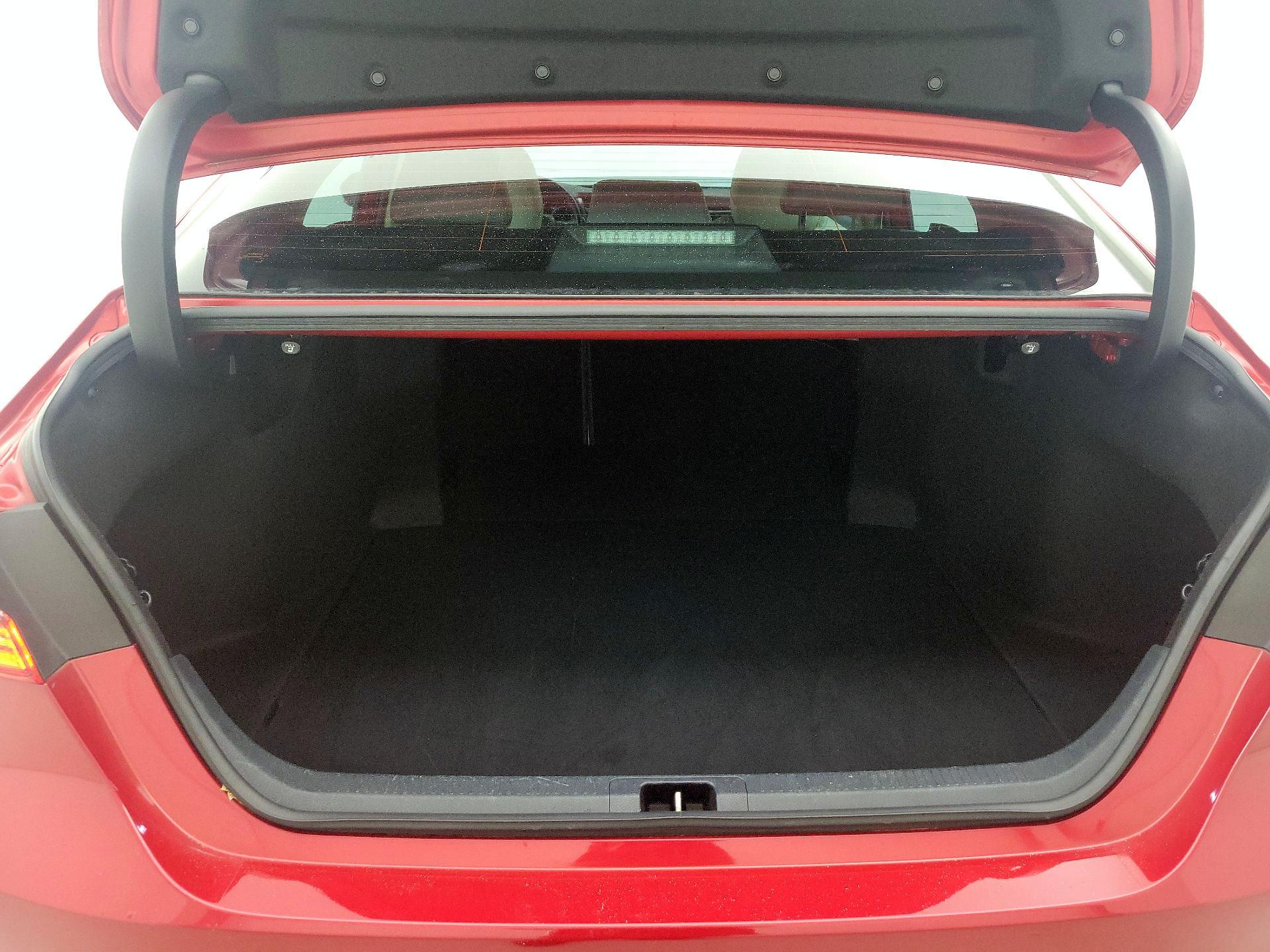 Thumbnail: 2023 Toyota Camry - 20