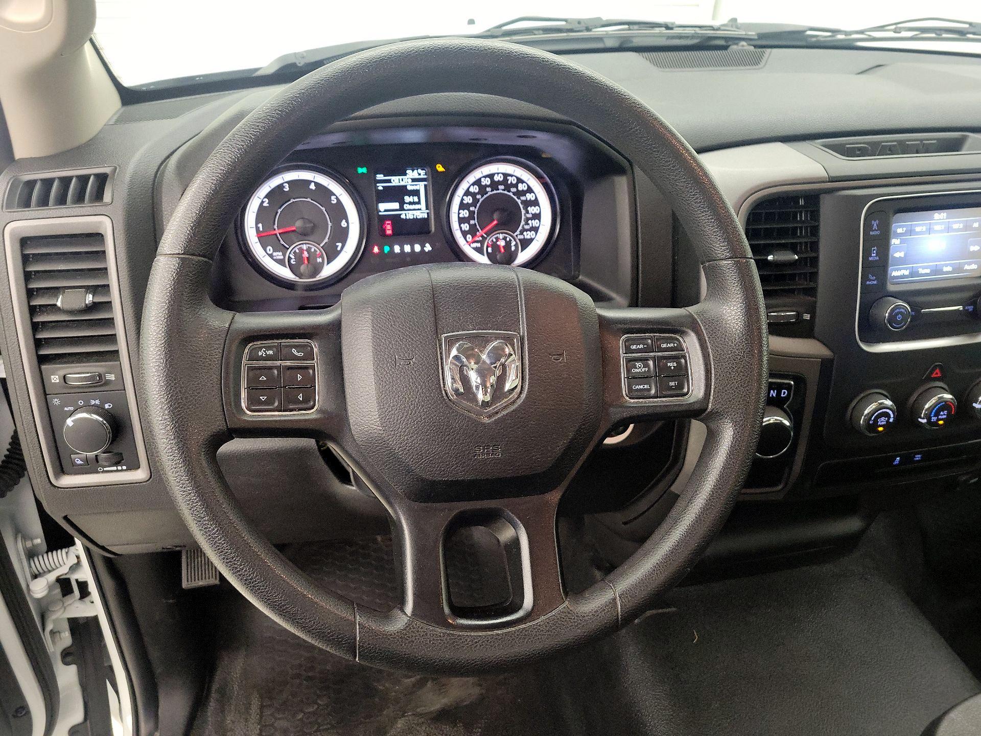 Thumbnail: 2023 RAM 1500 Classic - 10