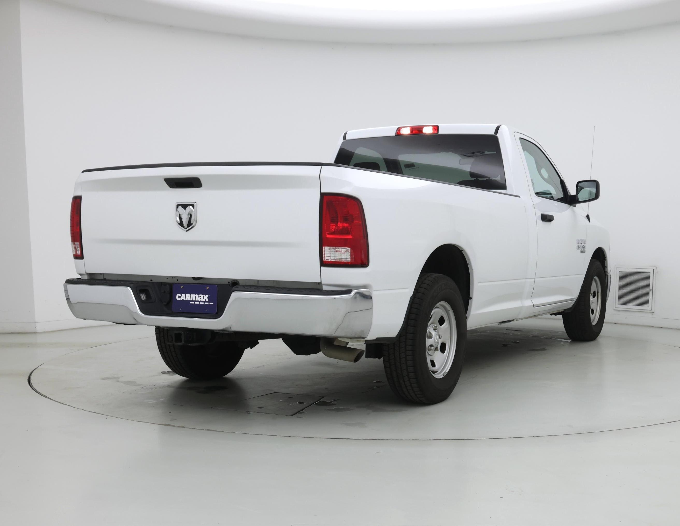 Thumbnail: 2023 RAM 1500 Classic - 8