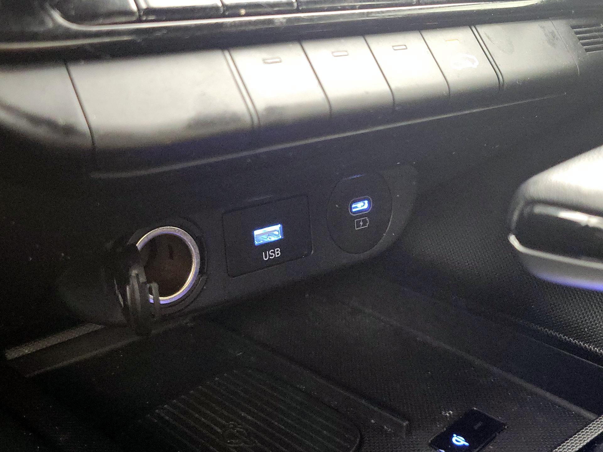 Thumbnail: 2025 Hyundai Elantra - 18