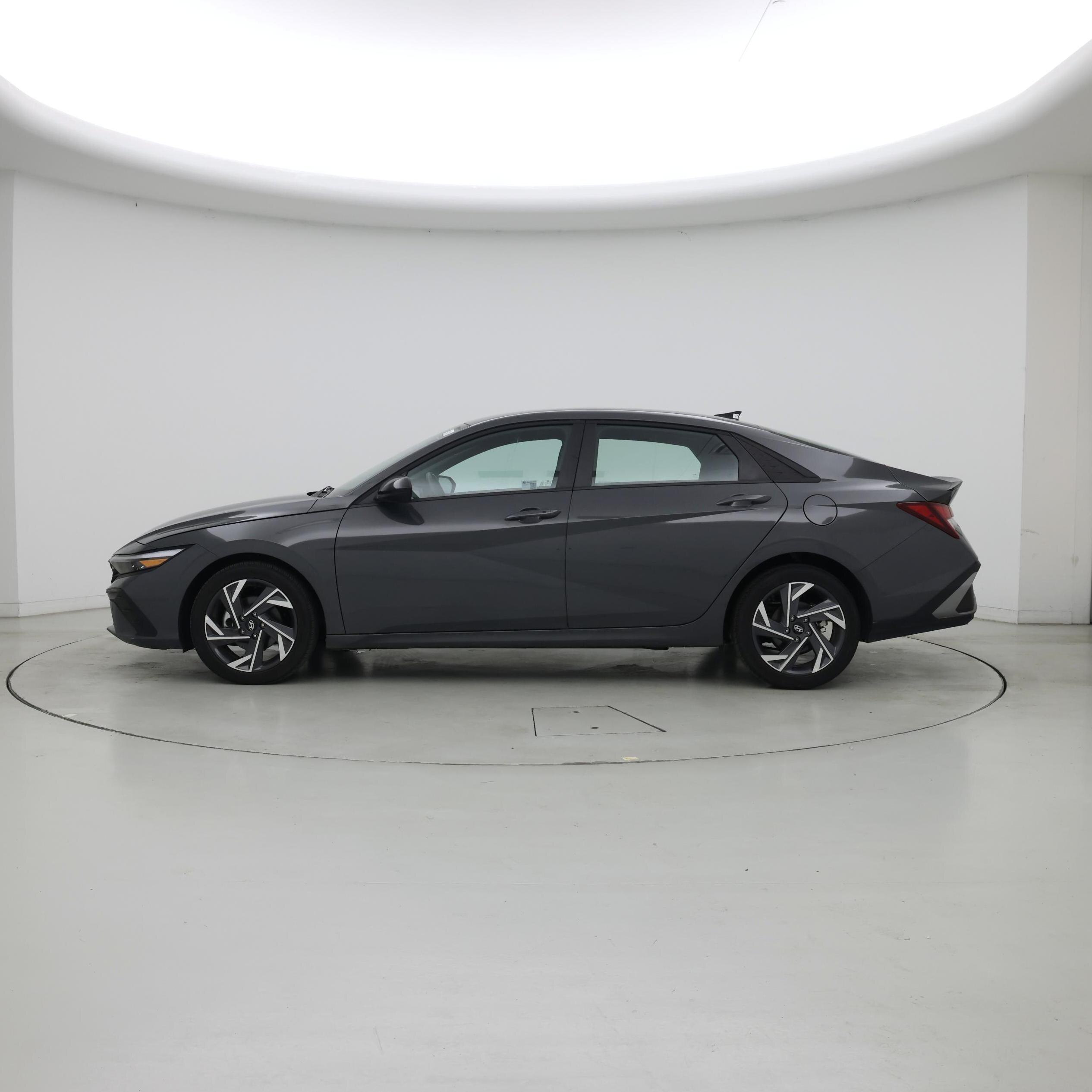 Thumbnail: 2025 Hyundai Elantra - 3