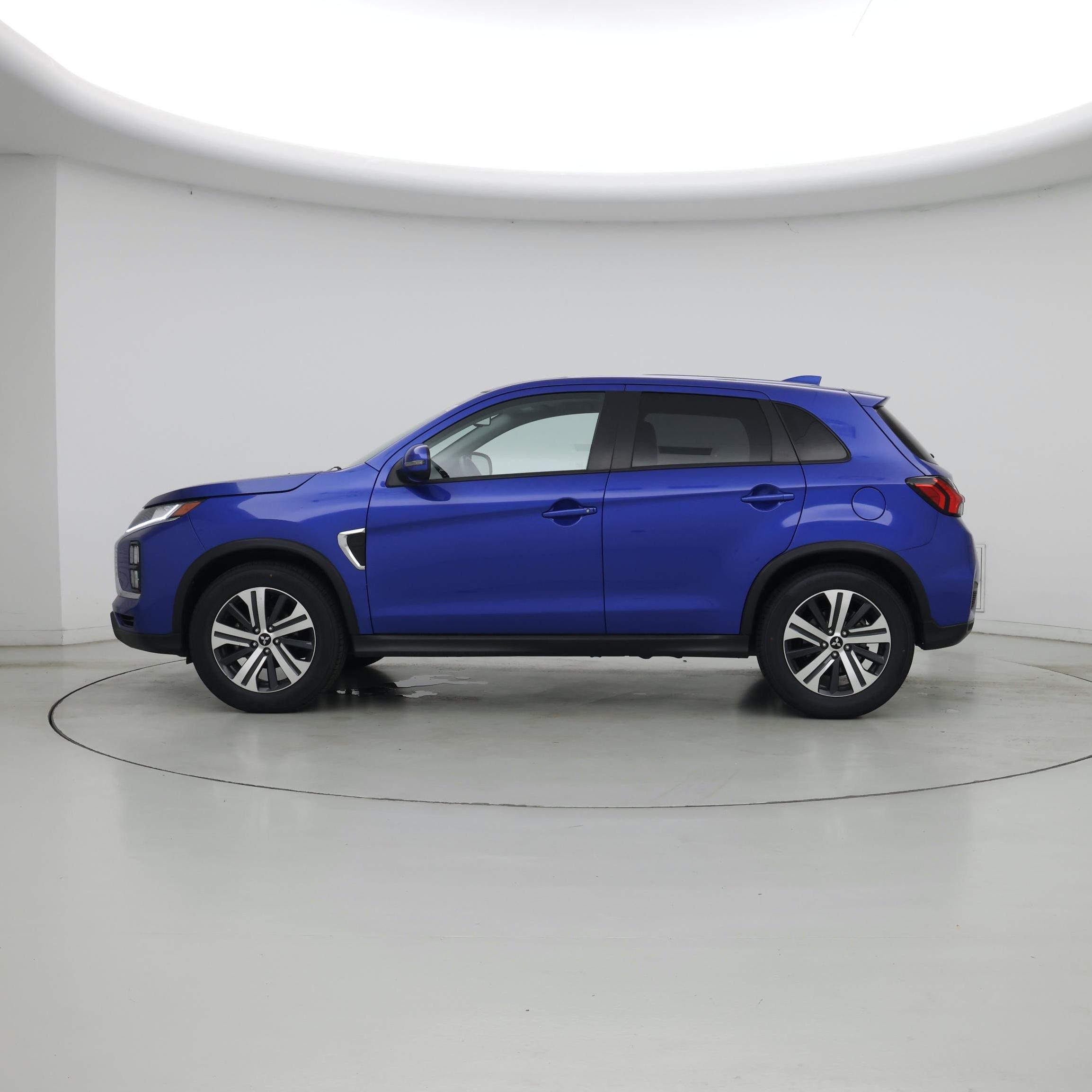 Thumbnail: 2024 Mitsubishi Outlander Sport - 3