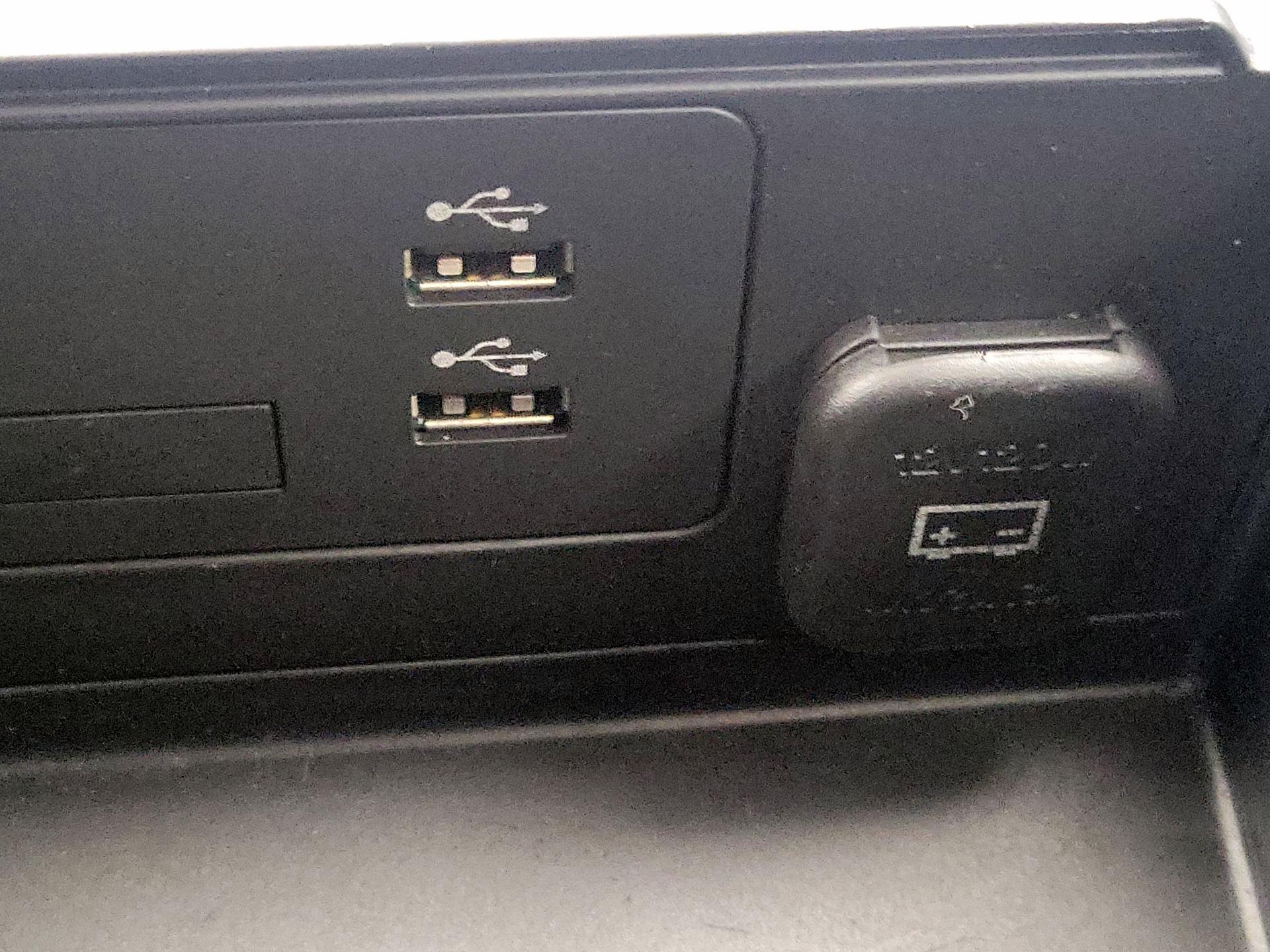 Thumbnail: 2023 Mazda Mazda3 - 18