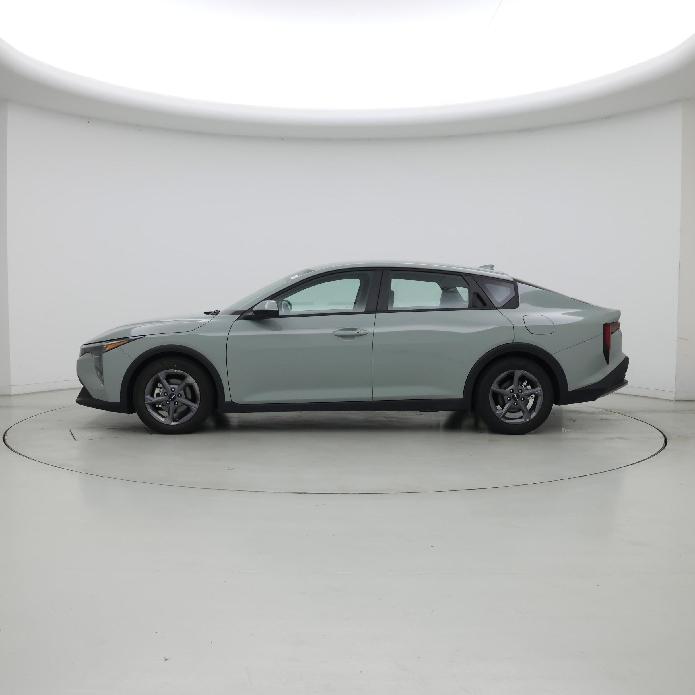 Thumbnail: 2025 Kia K4 - 3