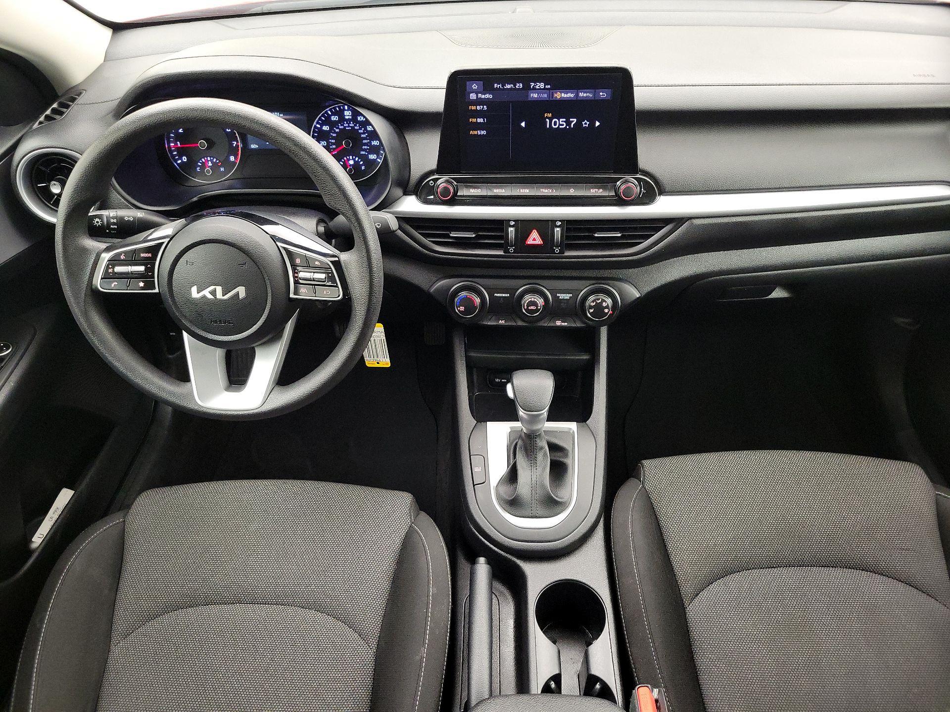 Thumbnail: 2024 Kia Forte - 9