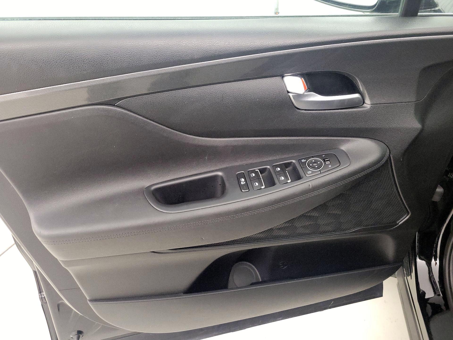 Thumbnail: 2023 Hyundai Santa Fe - 12