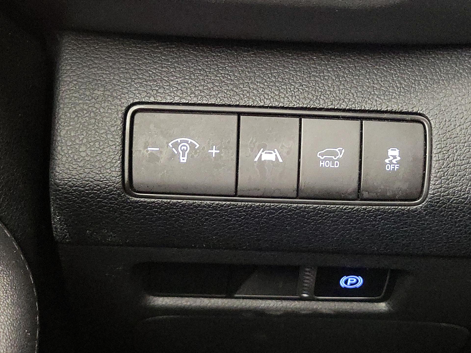 Thumbnail: 2023 Hyundai Santa Fe - 13