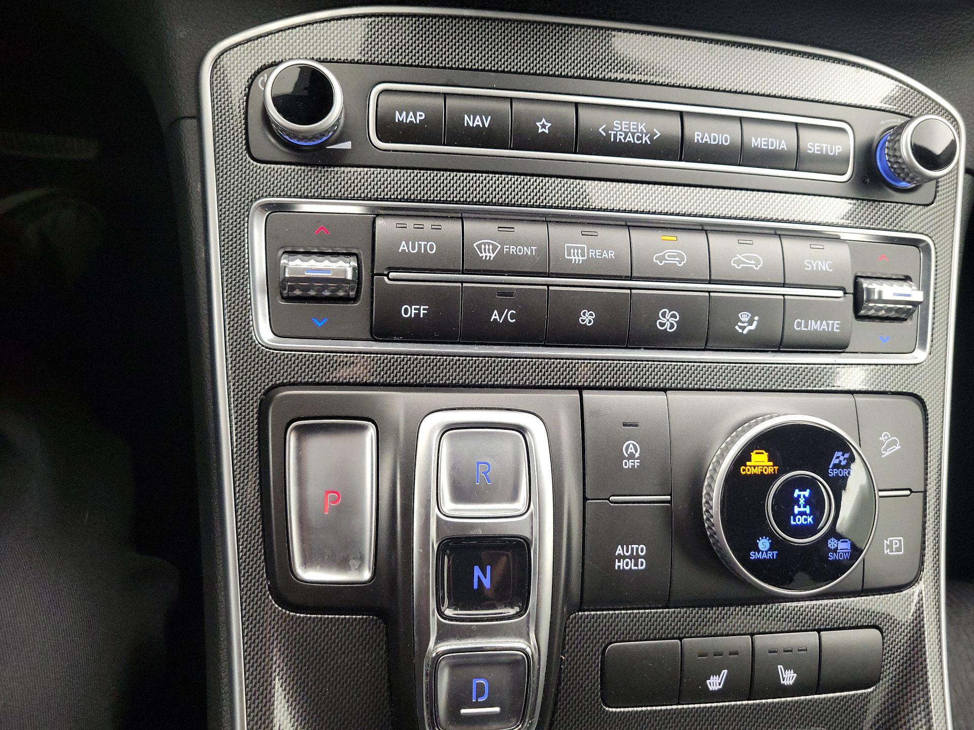 Thumbnail: 2023 Hyundai Santa Fe - 17