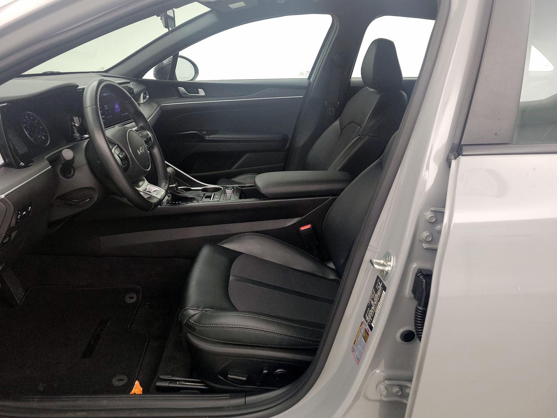 Thumbnail: 2023 Kia K5 - 11