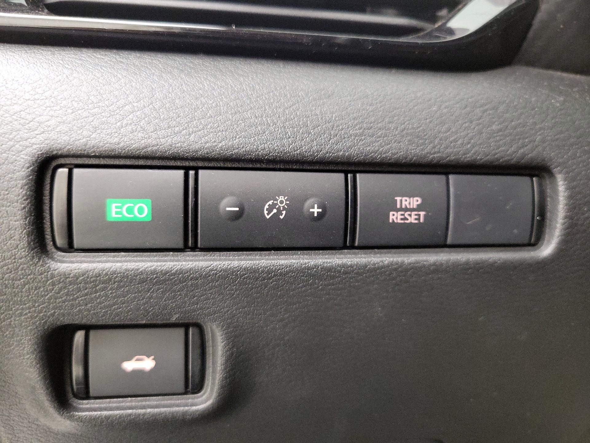 Thumbnail: 2022 Nissan Sentra - 13