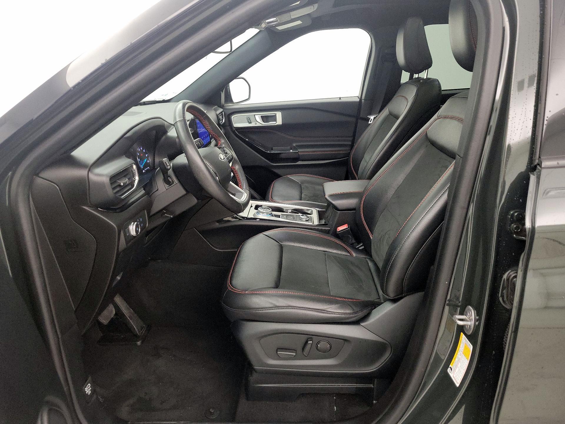 Thumbnail: 2022 Ford Explorer - 11